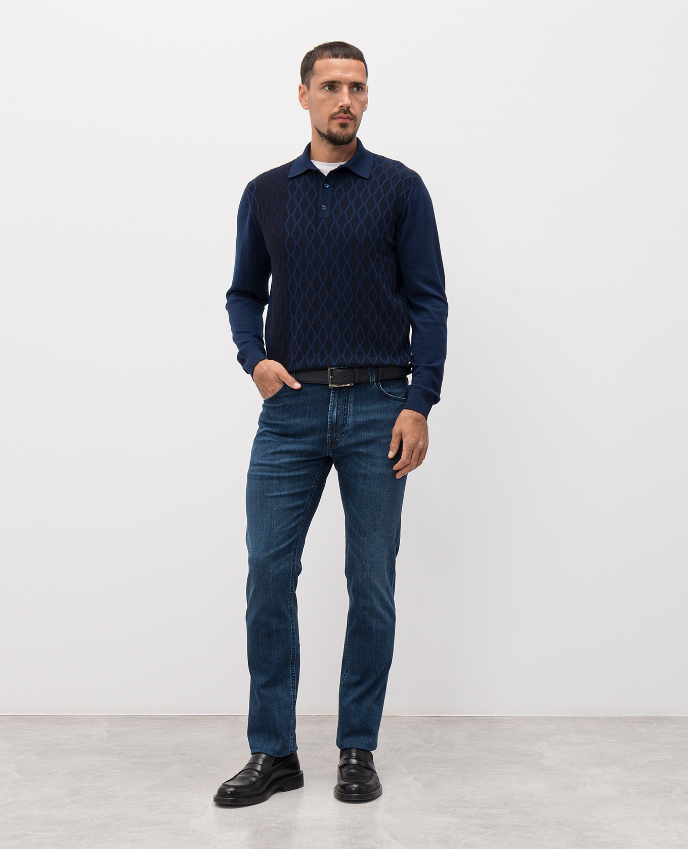 Blue wool and cashmere polo shirt with geometric pattern Stefano Ricci
Blue wool and cashmere polo shirt with geometric pattern Stefano Ricci