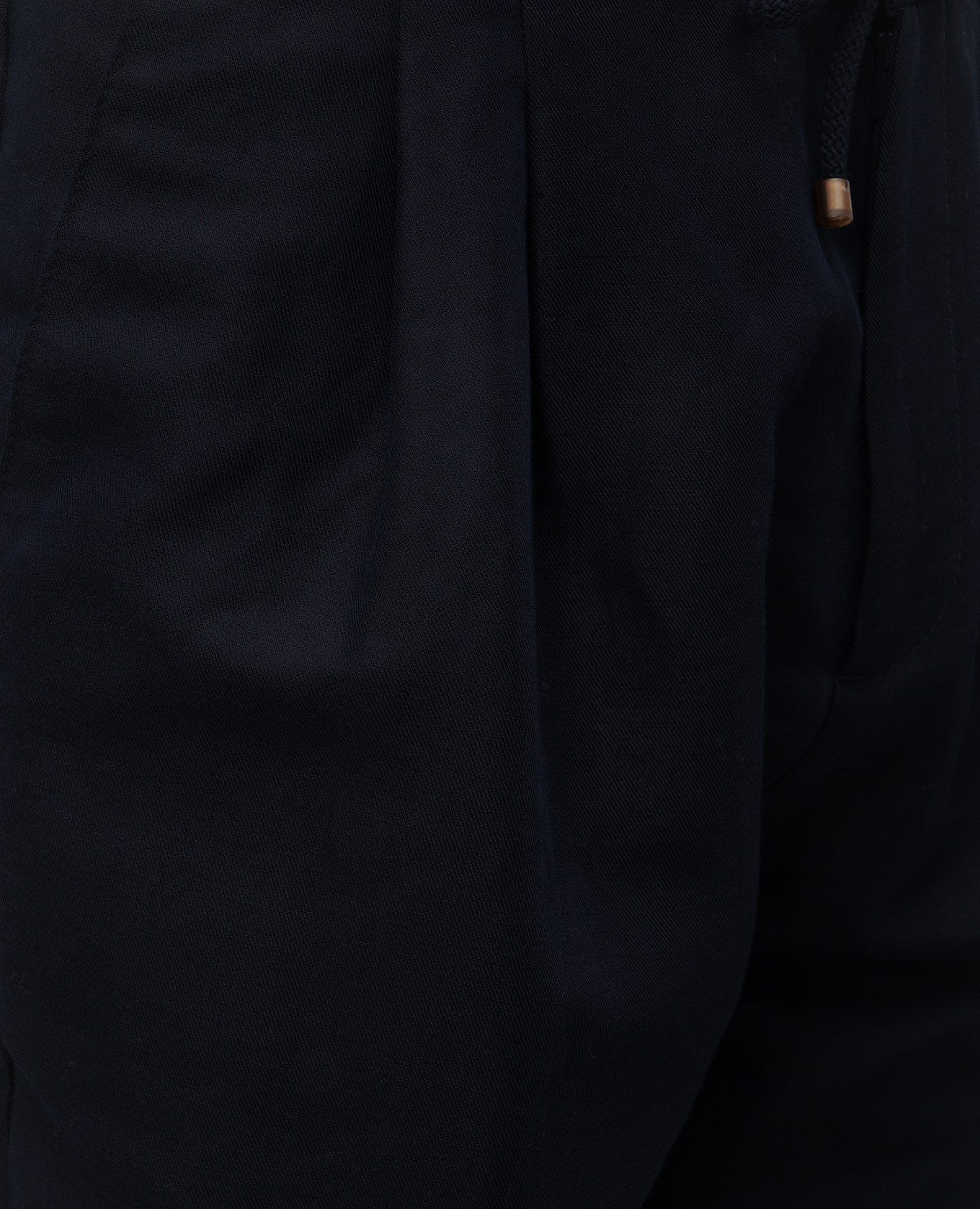 Blue linen shorts Brunello Cucinelli
Blue linen shorts Brunello Cucinelli