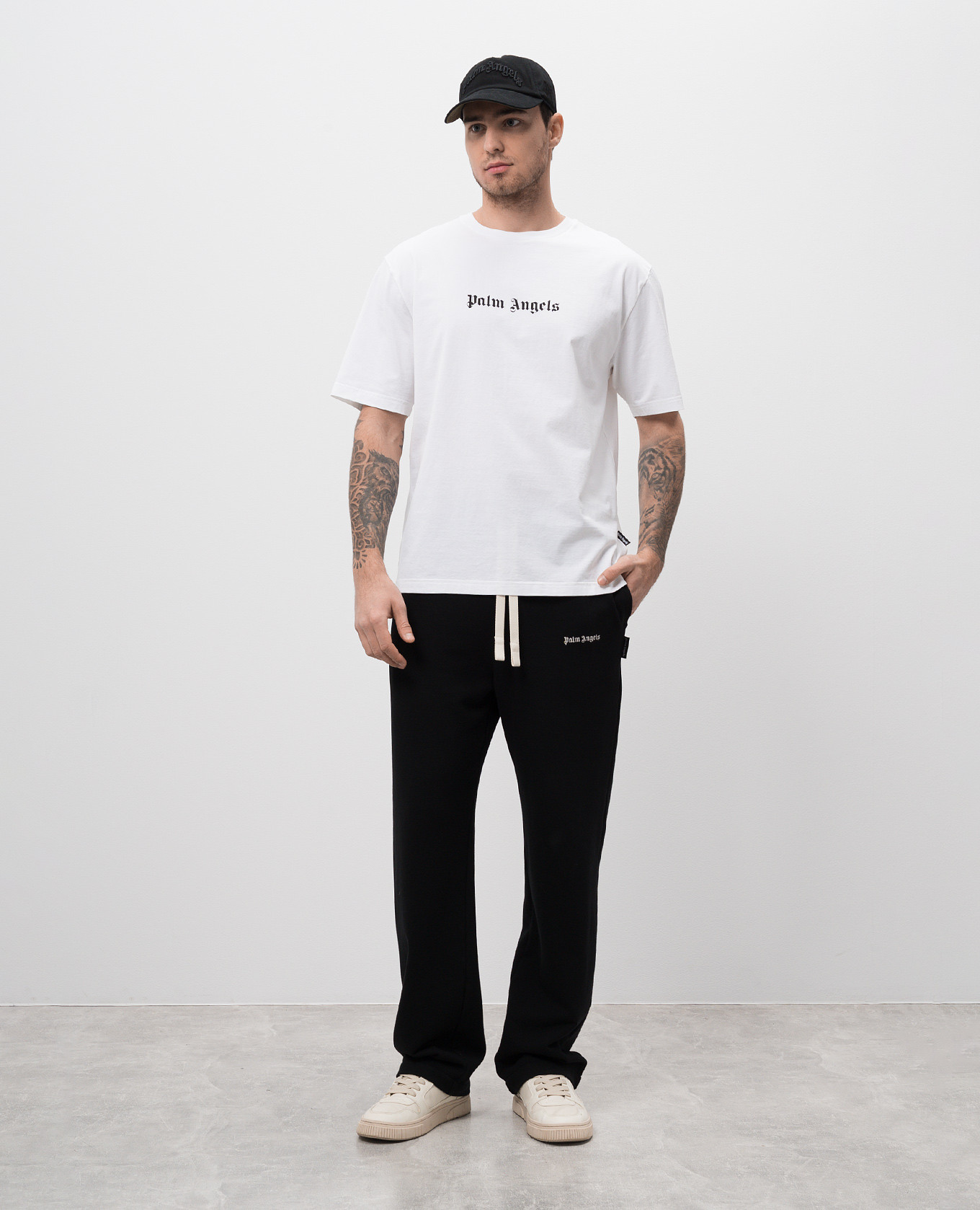 White t-shirt with logo print Palm Angels
White t-shirt with logo print Palm Angels