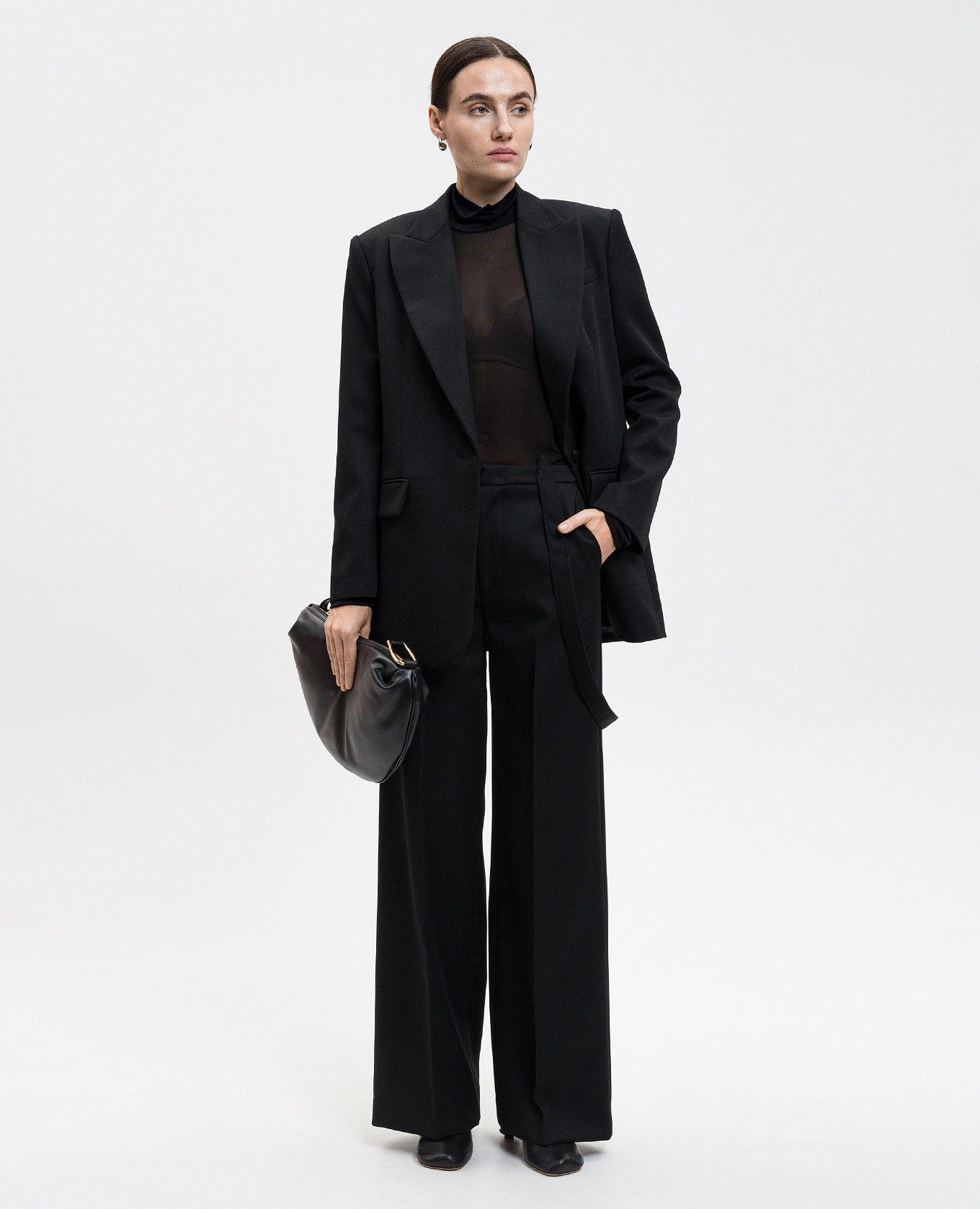 Black wool pants with suspenders Dondup
Black wool pants with suspenders Dondup