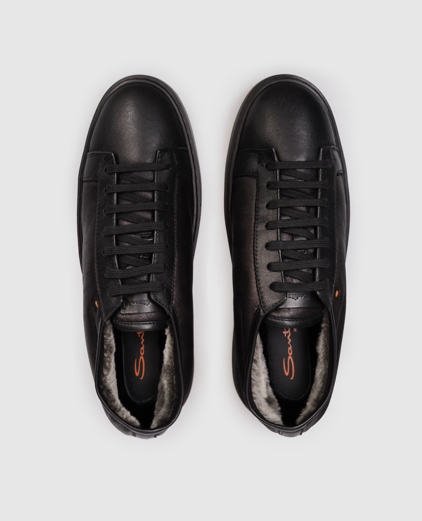 Black leather sneakers with fur trim Santoni
Black leather sneakers with fur trim Santoni