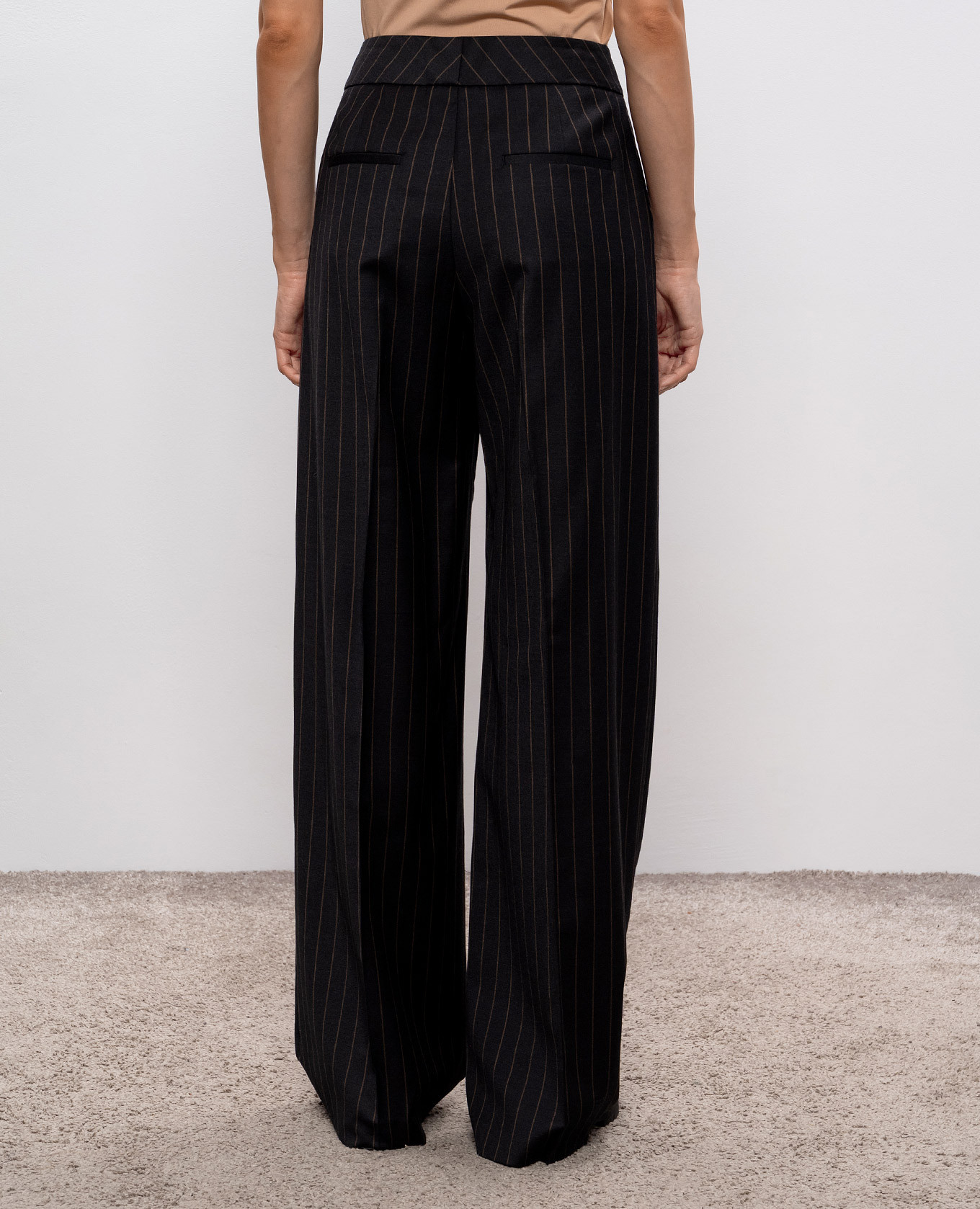 Gray striped wool pants Peserico, Grey
Gray striped wool pants Peserico, Grey