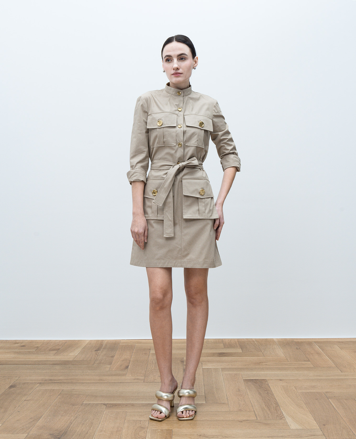 Beige mini shirt dress Givenchy
Beige mini shirt dress Givenchy