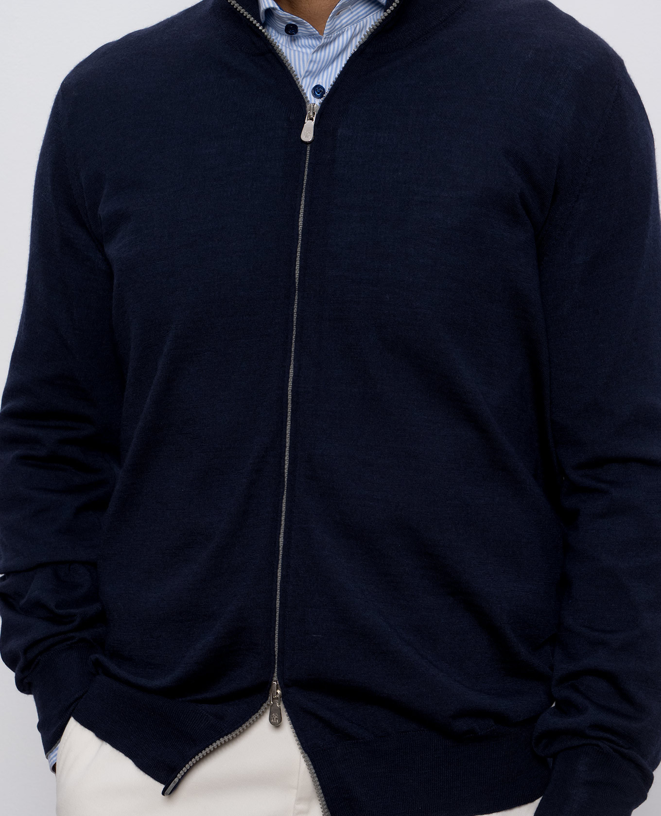 Blue wool and cashmere cardigan Brunello Cucinelli
Blue wool and cashmere cardigan Brunello Cucinelli