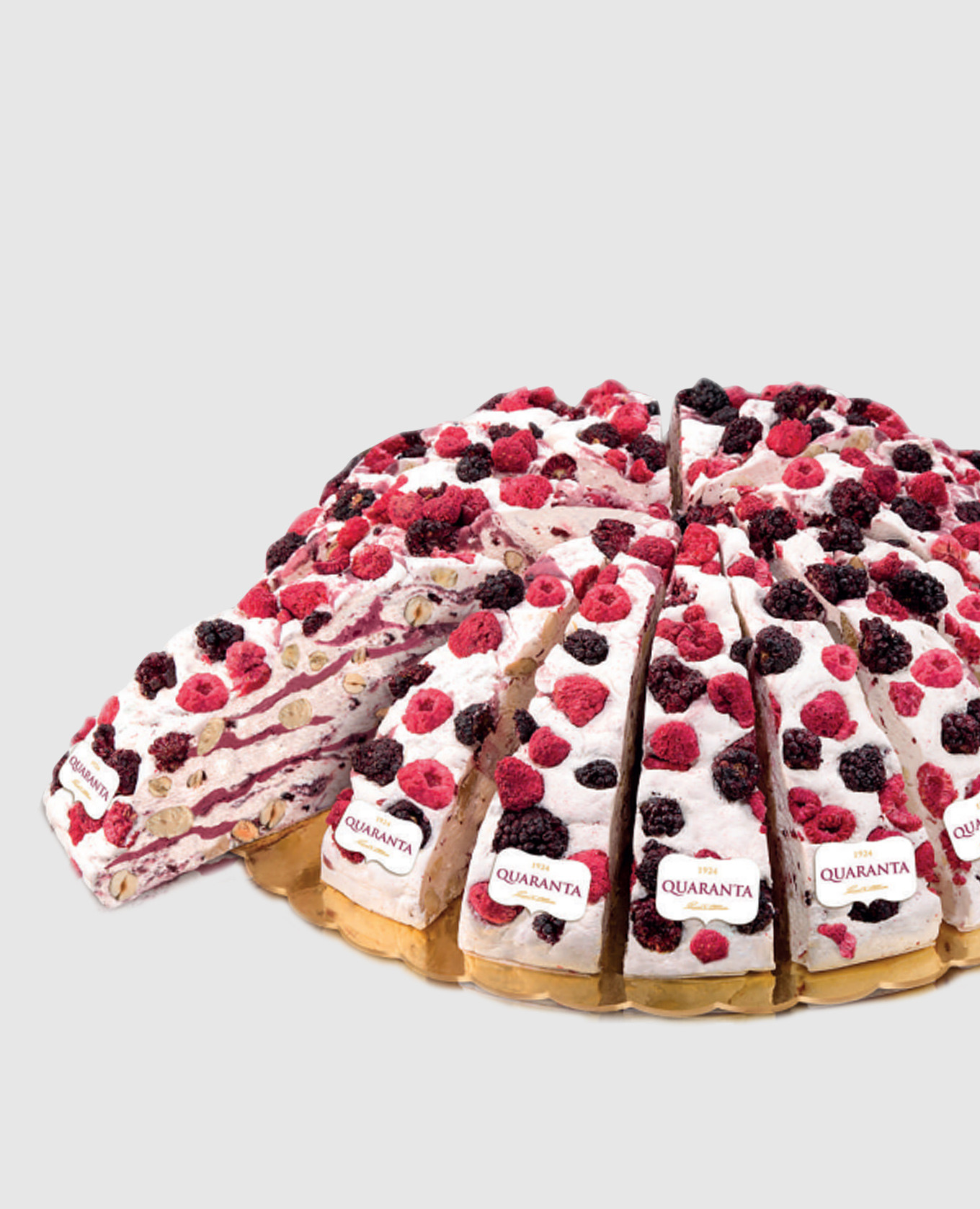 A portion of nougat cake with a mix of wild berries and nuts QUARANTA, Розовый
A portion of nougat cake with a mix of wild berries and nuts QUARANTA, Розовый