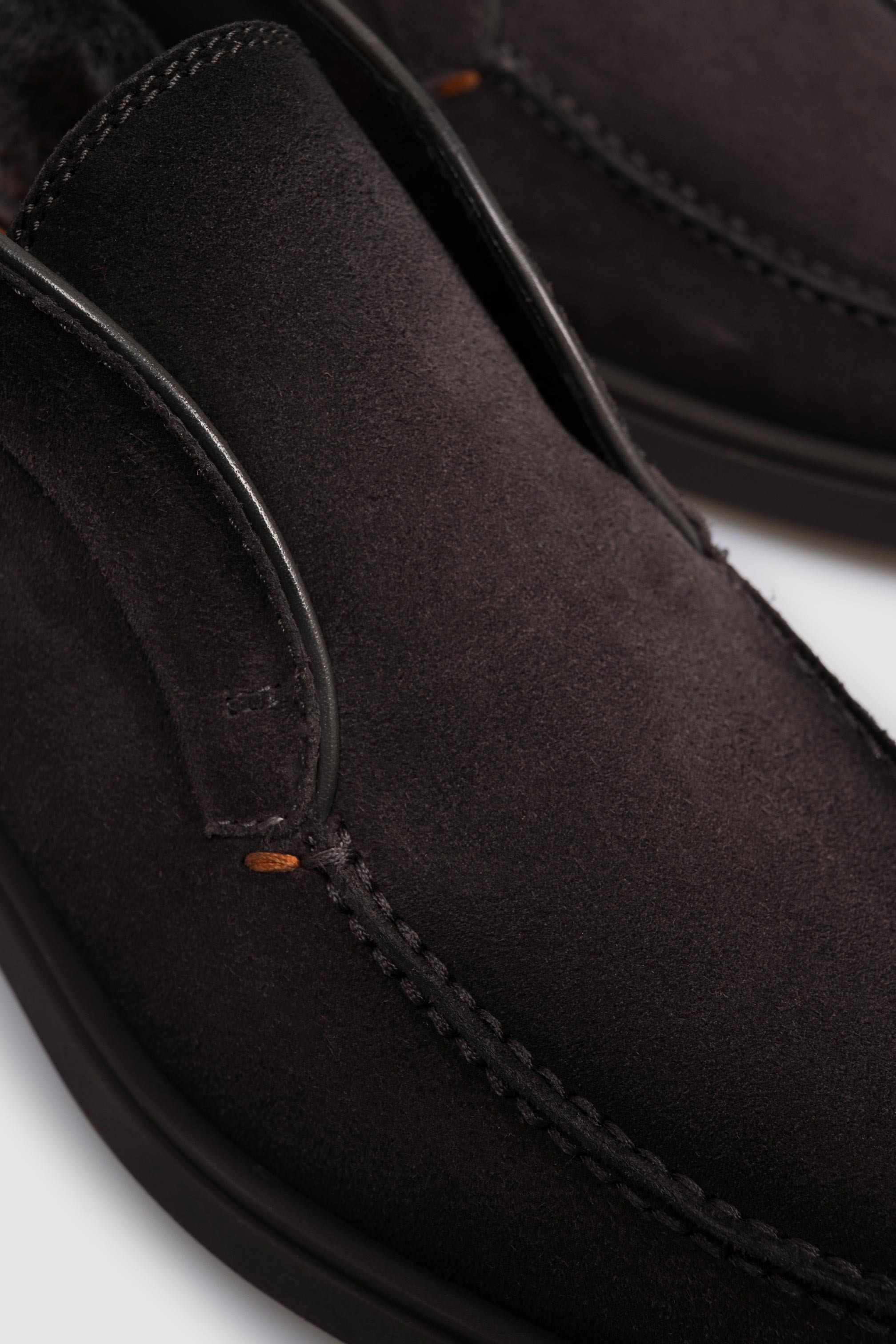 Gray suede deserts with fur with a degraded effect Santoni, Grey
Gray suede deserts with fur with a degraded effect Santoni, Grey