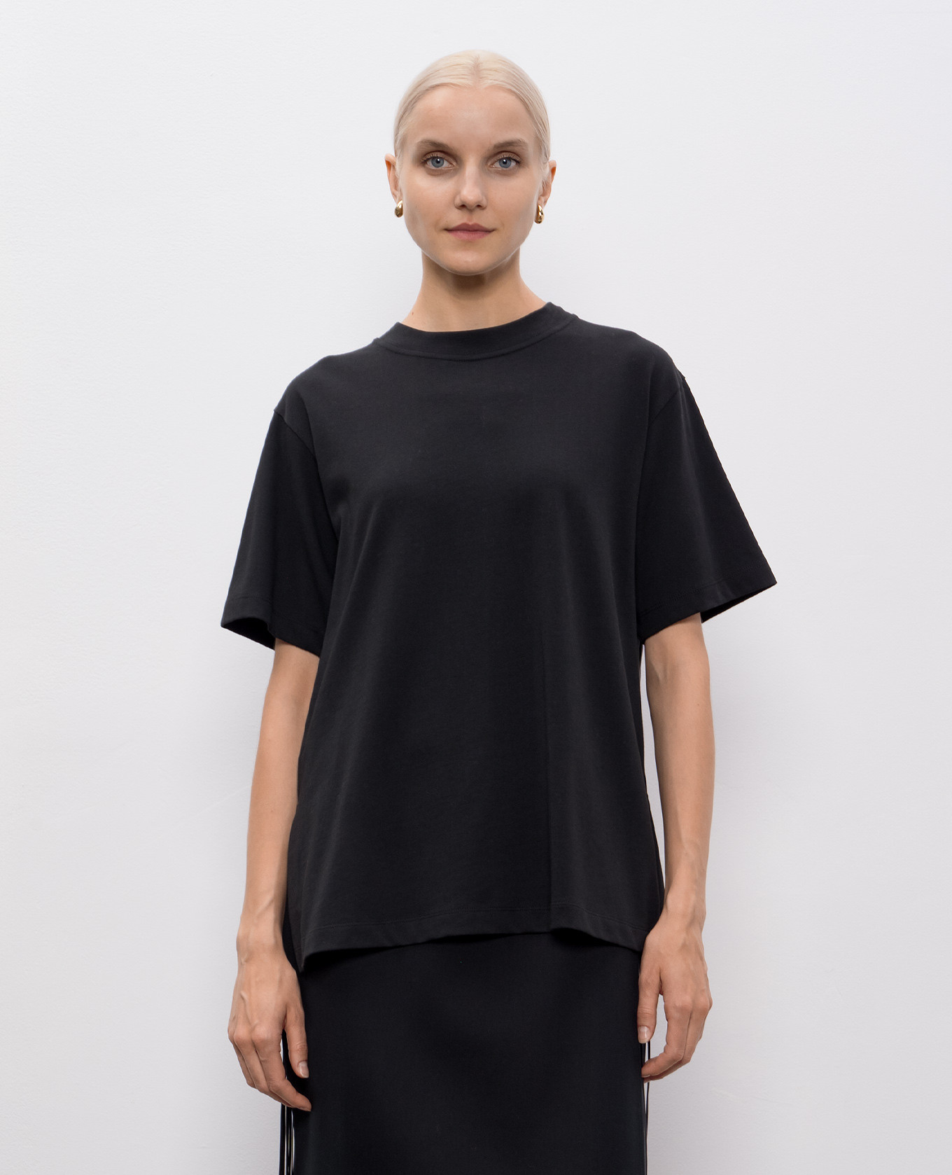 TEATINO black t-shirt with fringe Max Mara Sportmax
TEATINO black t-shirt with fringe Max Mara Sportmax