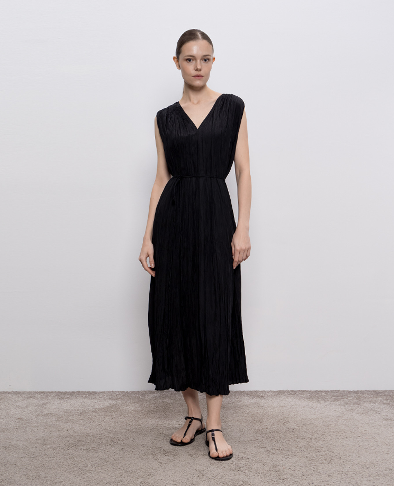 Black Martini silk dress JOSEPH 
Black Martini silk dress JOSEPH