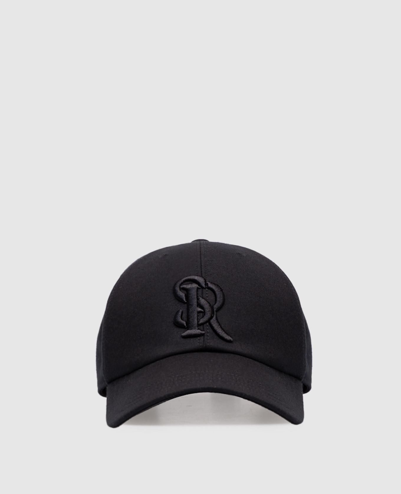 Black wool cap with embroidered monogram logo Stefano Ricci
Black wool cap with embroidered monogram logo Stefano Ricci
