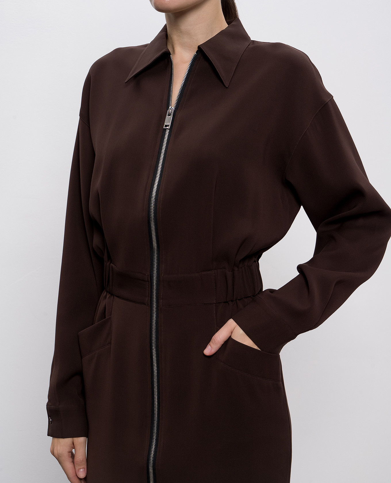 Brown silk shirt dress Jacob Lee
Brown silk shirt dress Jacob Lee