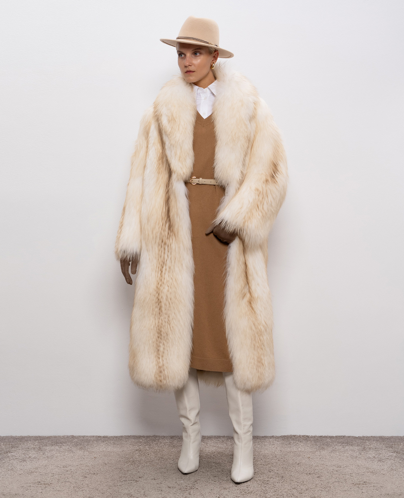 Brown ZENITH dress in wool and cashmere Max Mara Weekend
Brown ZENITH dress in wool and cashmere Max Mara Weekend