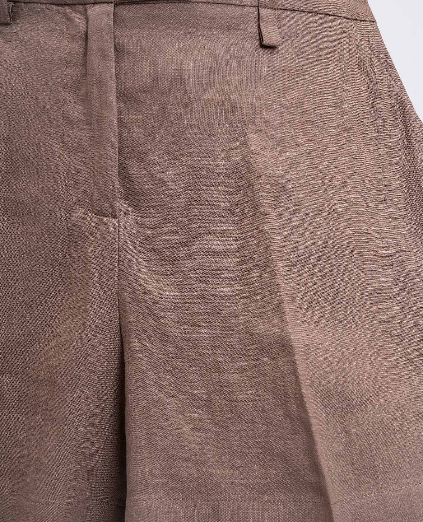 Brown linen shorts Babe Pay Pls
Brown linen shorts Babe Pay Pls