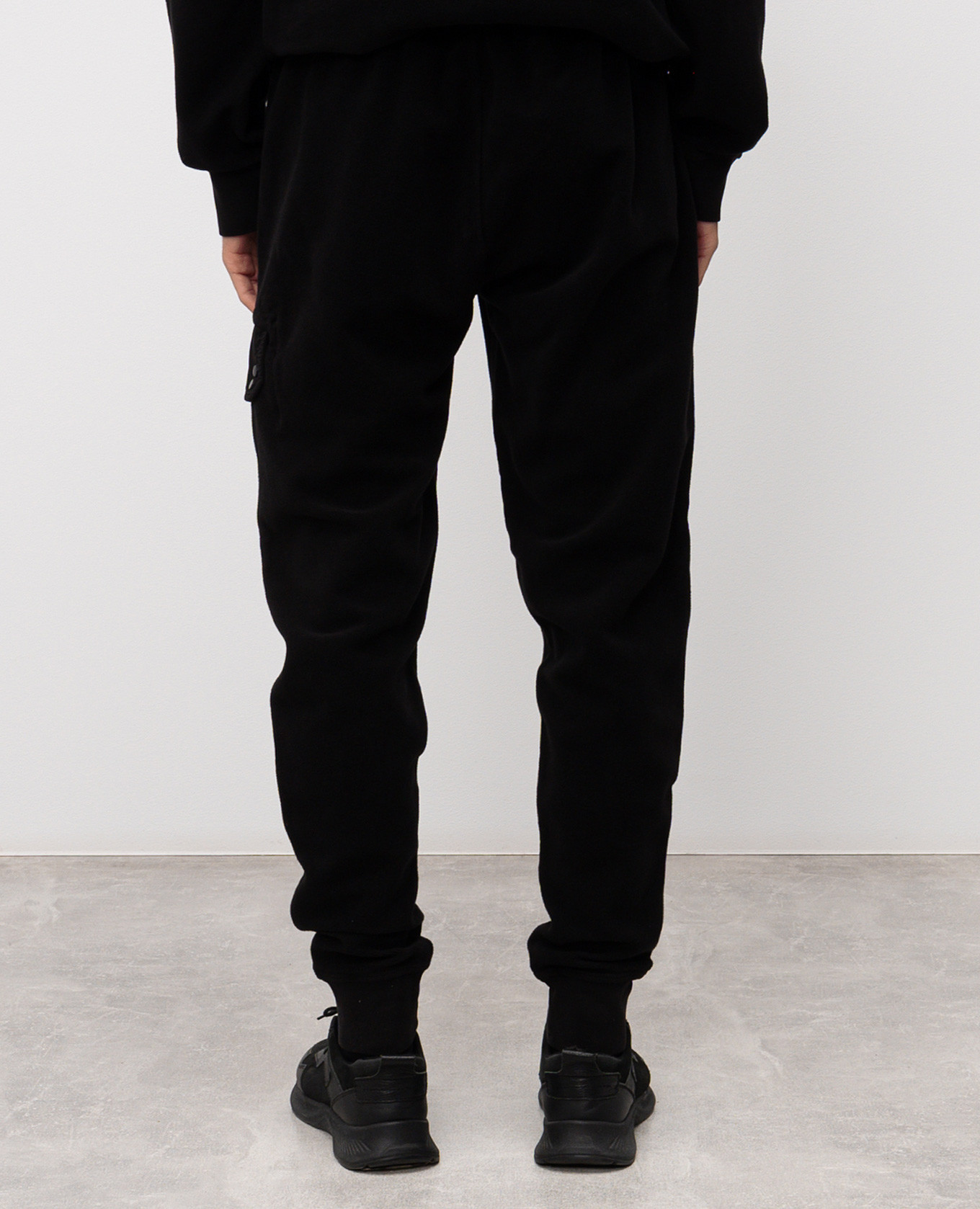 Black joggers with logo patch C.P. Company
Black joggers with logo patch C.P. Company