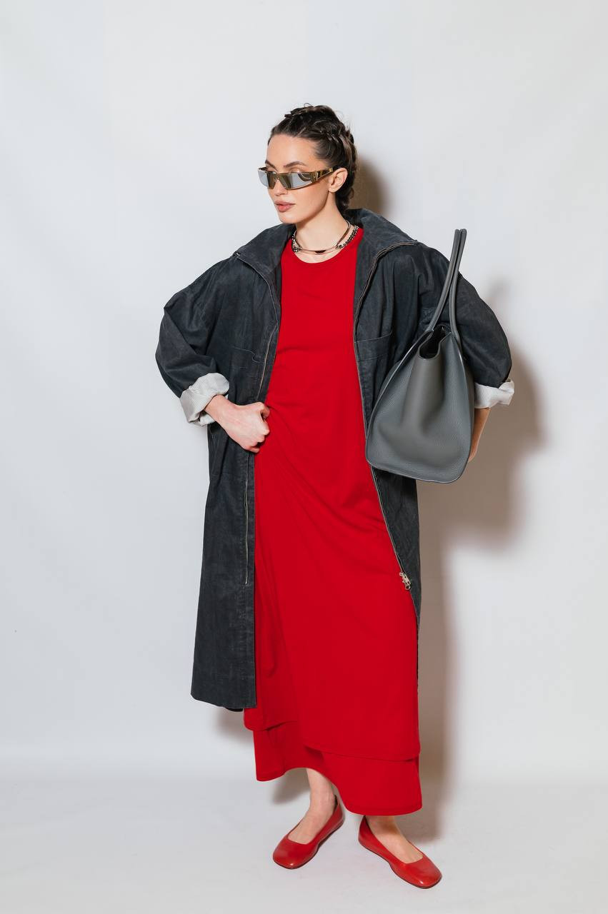 Red dress with layering effect Intoca
Red dress with layering effect Intoca