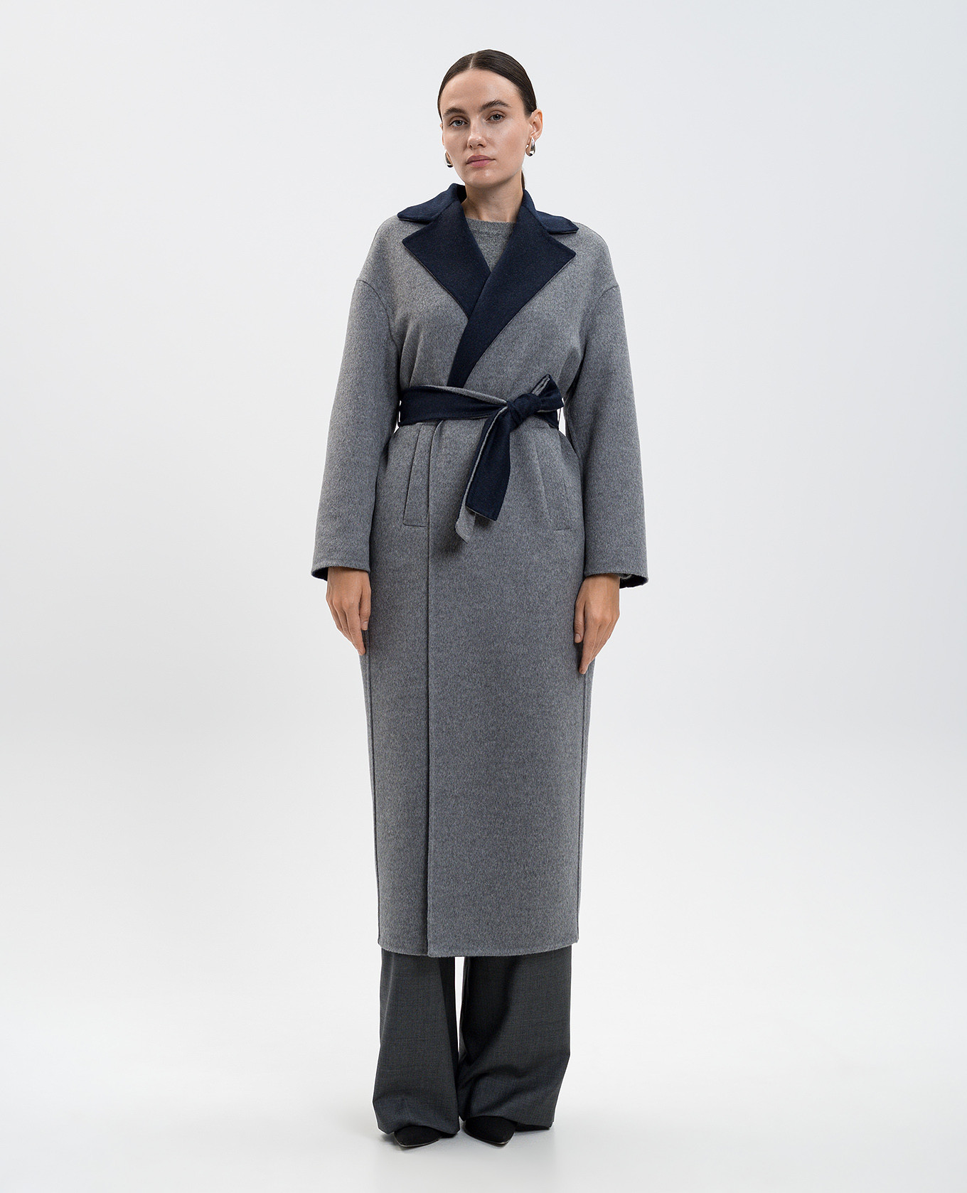 Gray wool coat with a smell Heresis, Grey
Gray wool coat with a smell Heresis, Grey