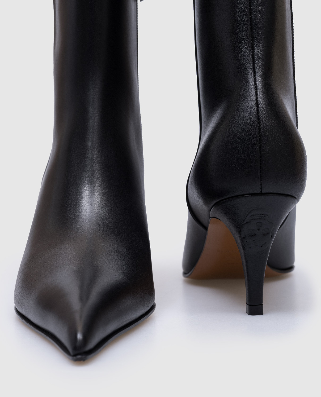 Black leather ankle boots from Birdee with textured branding Alexander McQueen
Black leather ankle boots from Birdee with textured branding Alexander McQueen