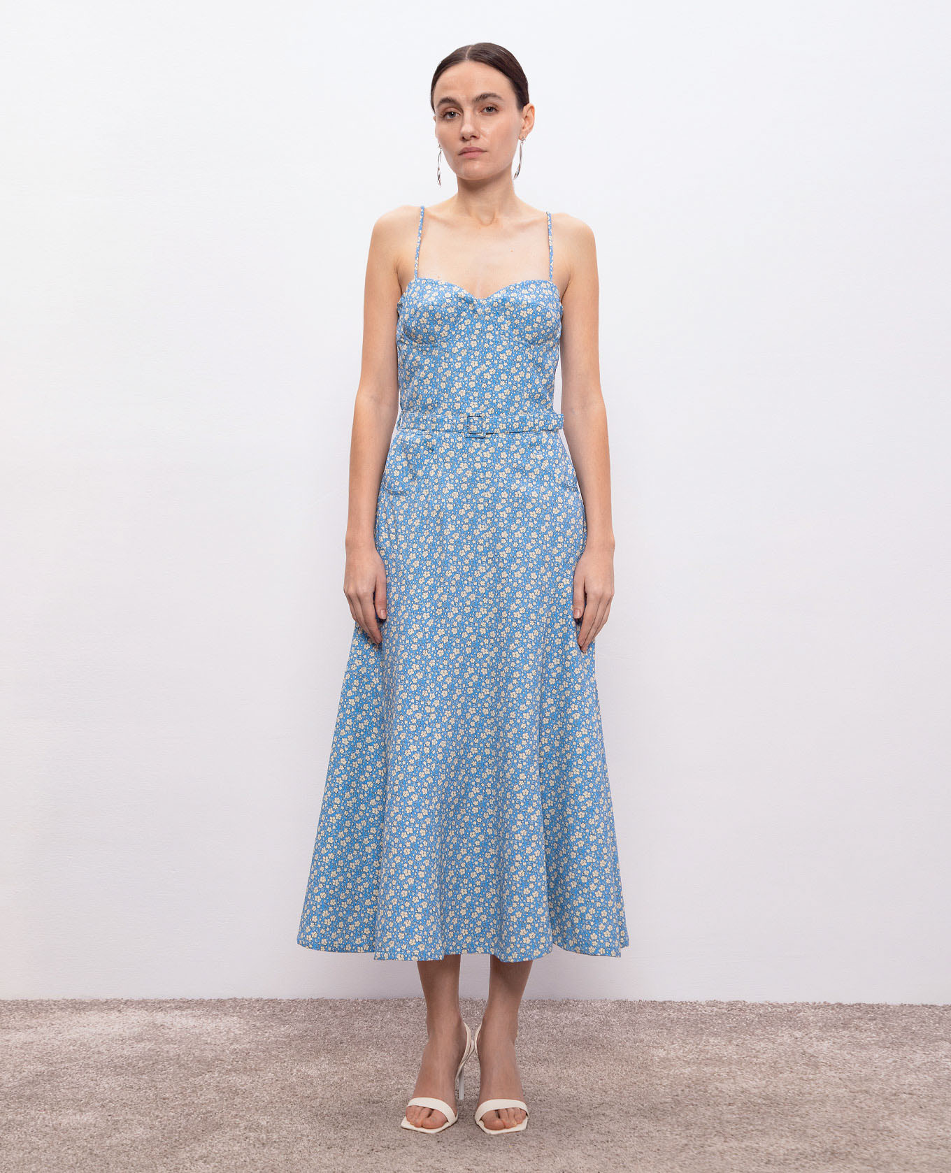 Blue floral bustier dress Ermanno Scervino, Light blue
Blue floral bustier dress Ermanno Scervino, Light blue