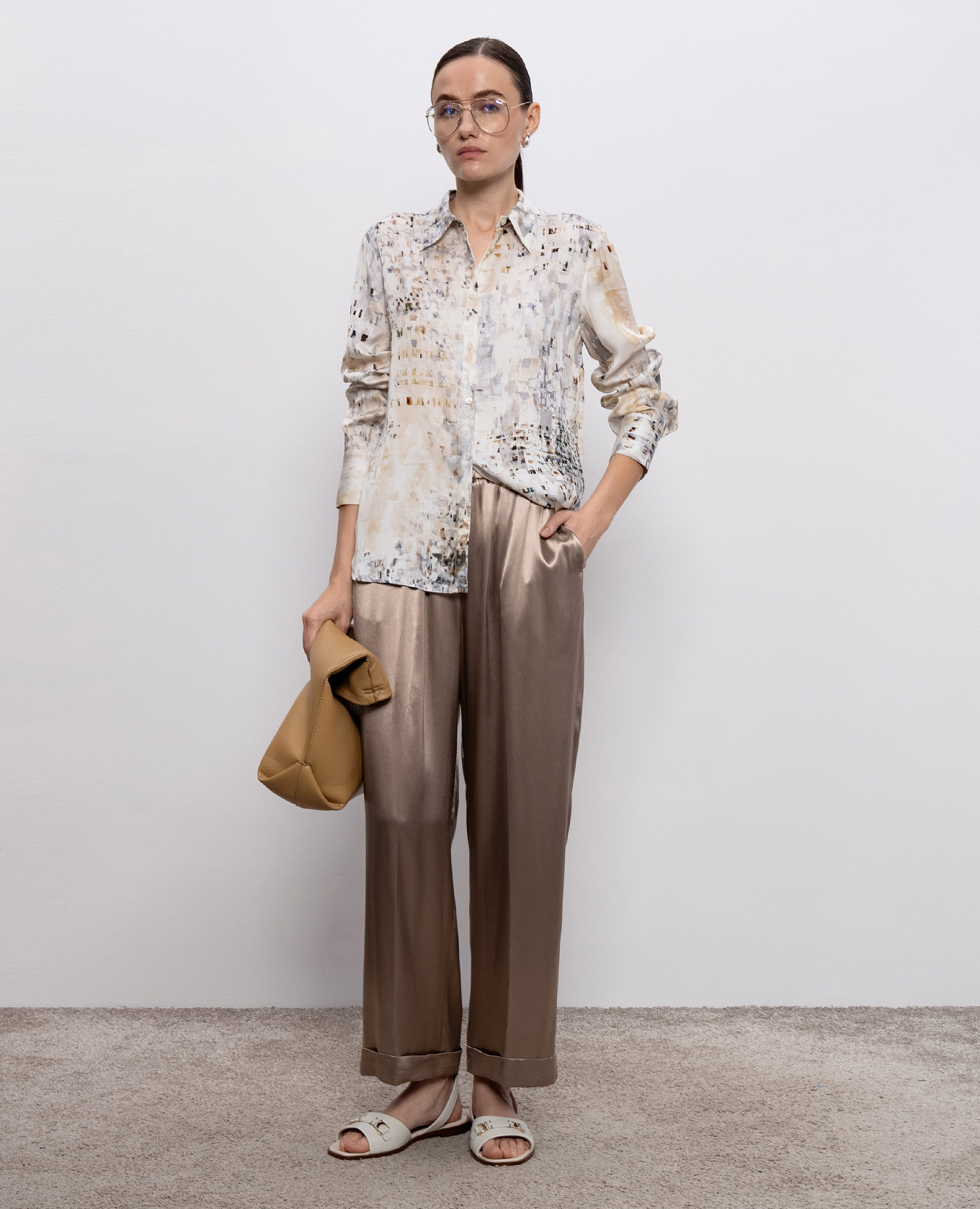 Beige blouse with abstract print Peserico
Beige blouse with abstract print Peserico