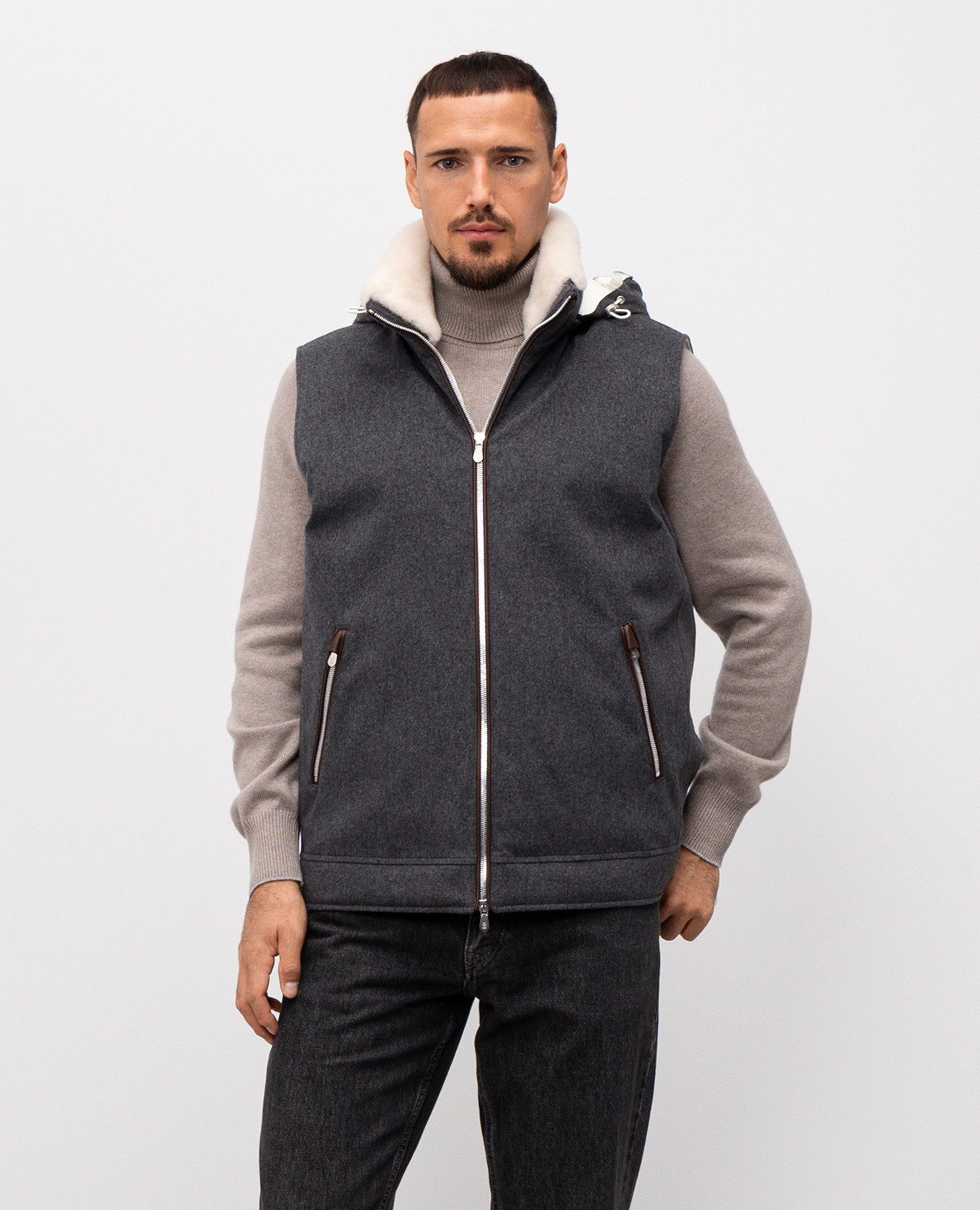 Grey wool down vest Brunello Cucinelli
Grey wool down vest Brunello Cucinelli