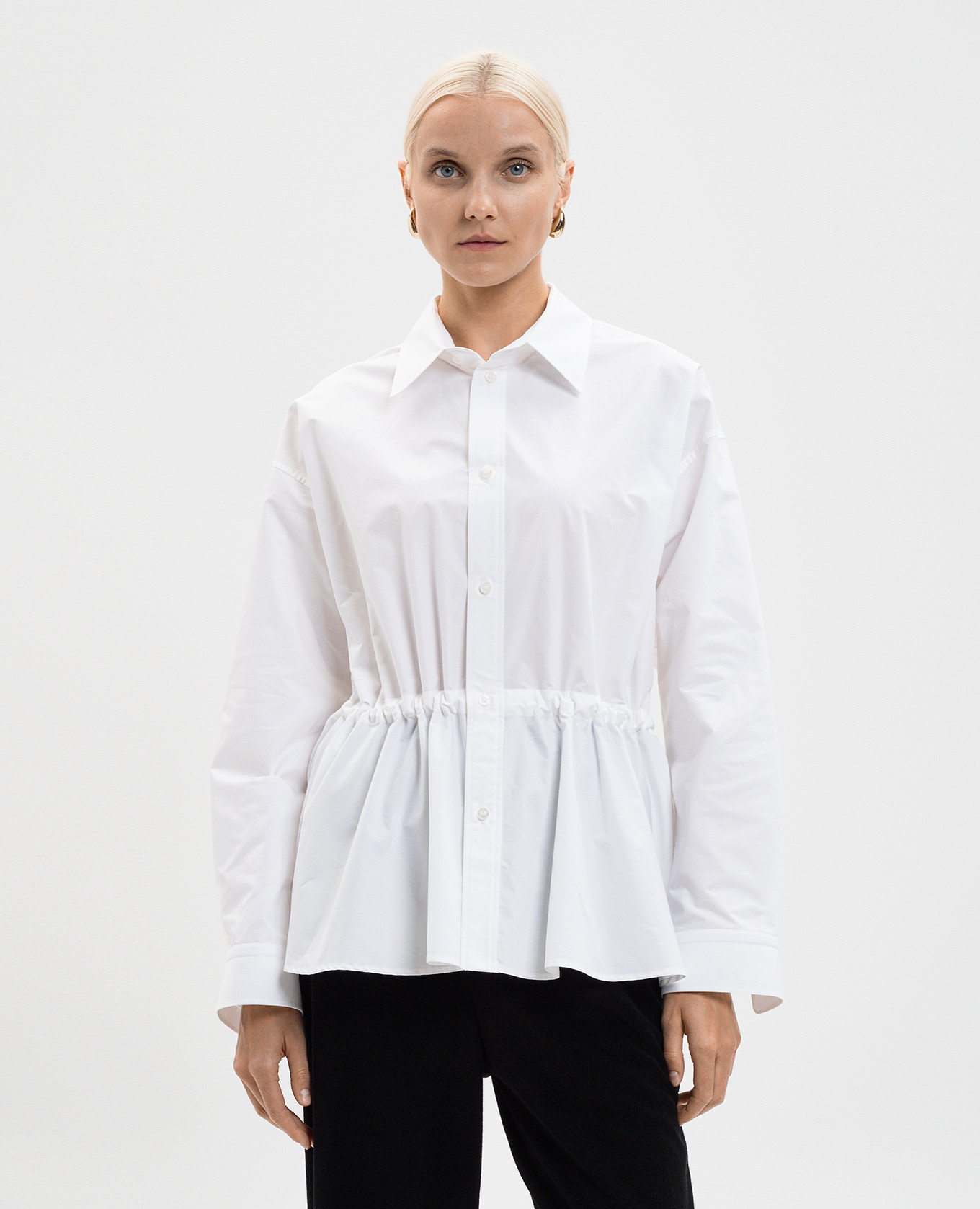 White shirt Balenciaga
White shirt Balenciaga