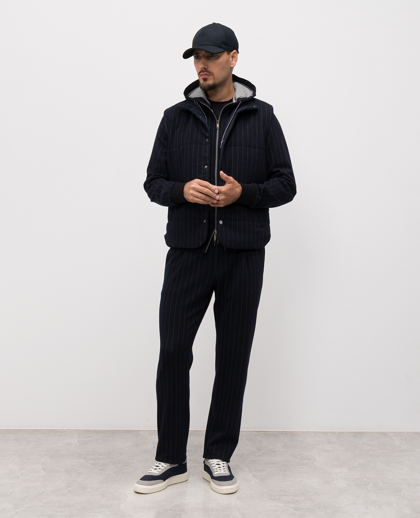 Blue wool T-shirt CAPOBIANCO
Blue wool T-shirt CAPOBIANCO