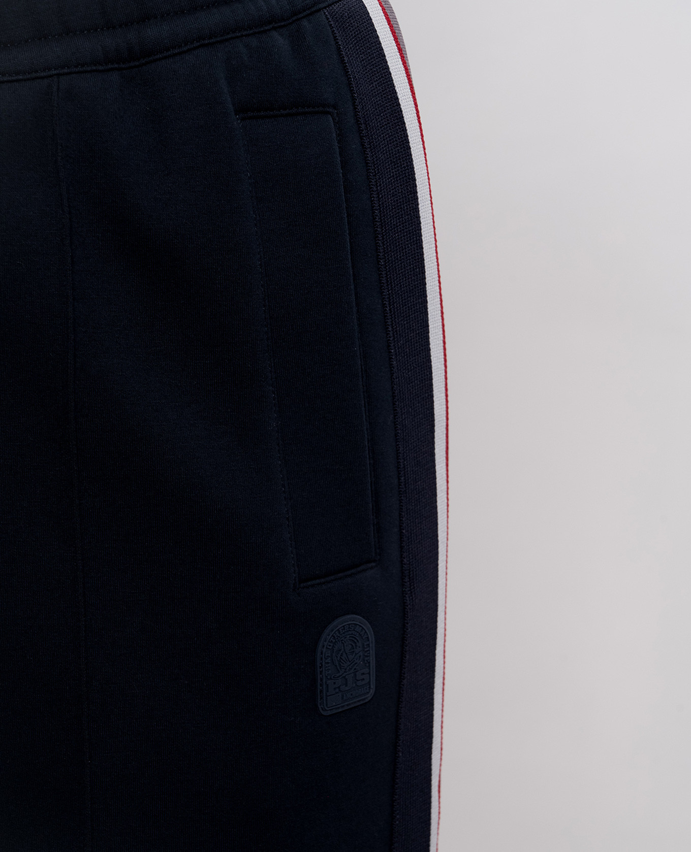 Iona blue sweatpants Parajumpers, Navy blue
Iona blue sweatpants Parajumpers, Navy blue