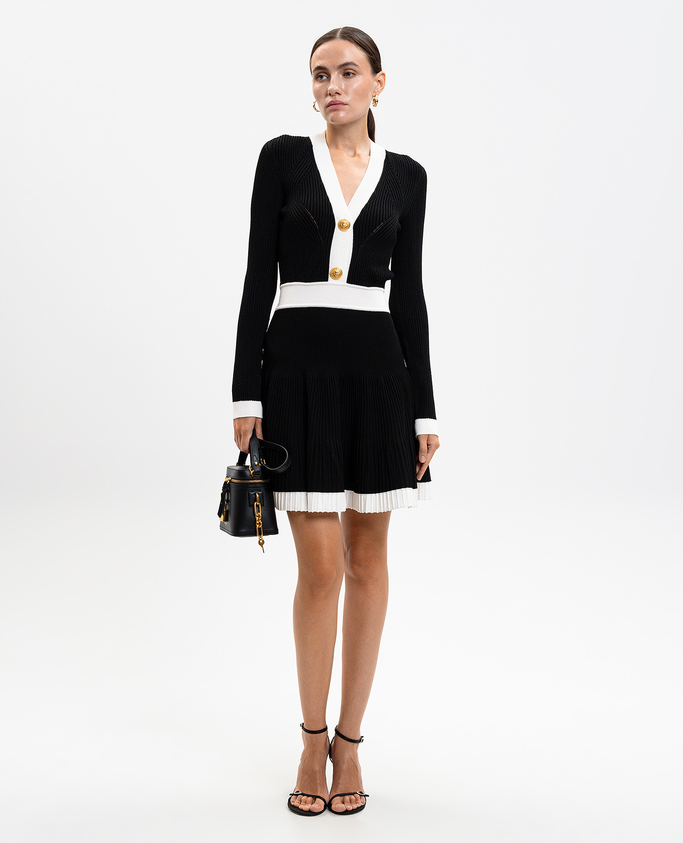 Black mini dress Balmain
Black mini dress Balmain