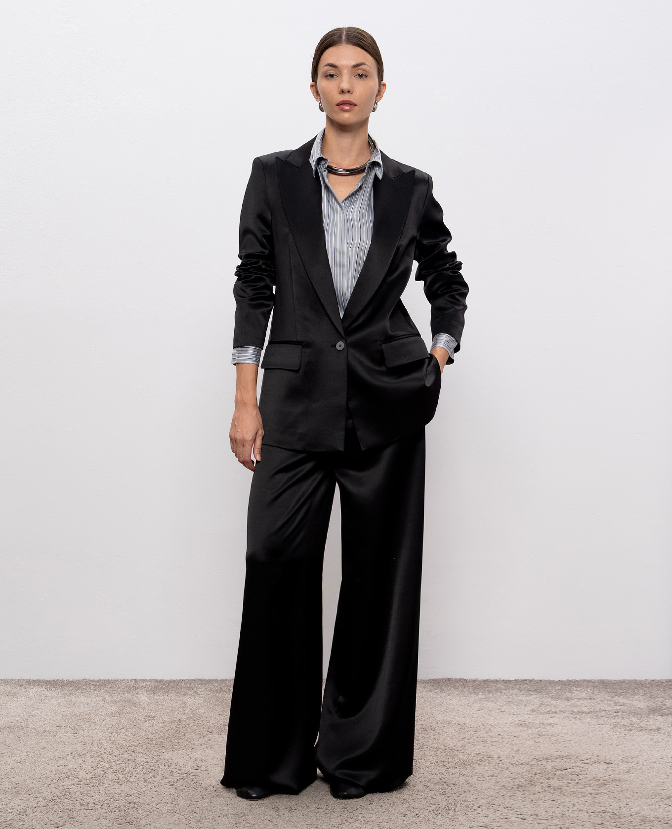 Black jacket with wool Peserico
Black jacket with wool Peserico