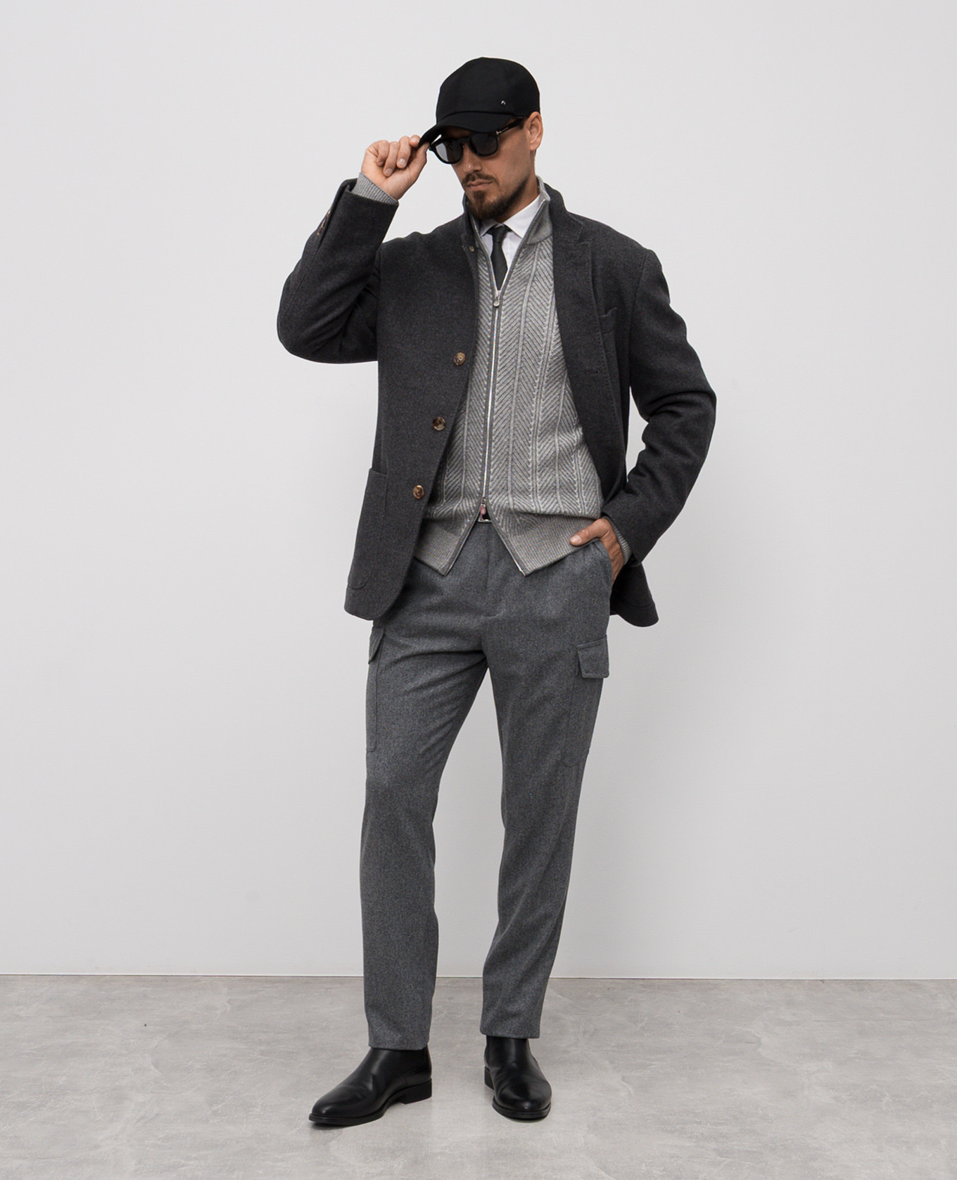 Gray cashmere cardigan with pattern Brunello Cucinelli, Grey 
Gray cashmere cardigan with pattern Brunello Cucinelli, Grey