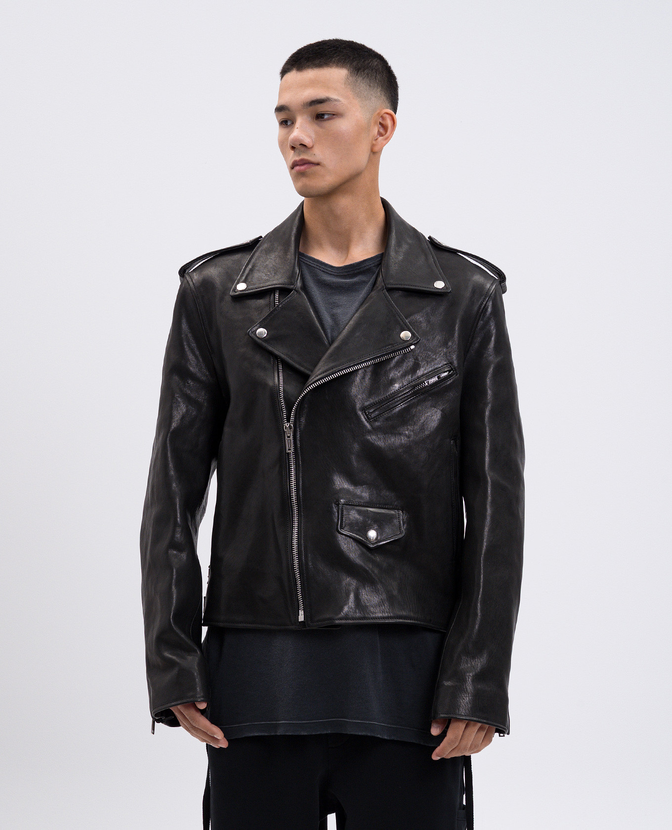 Arvid black leather biker jacket Ann Demeulemeester
Arvid black leather biker jacket Ann Demeulemeester