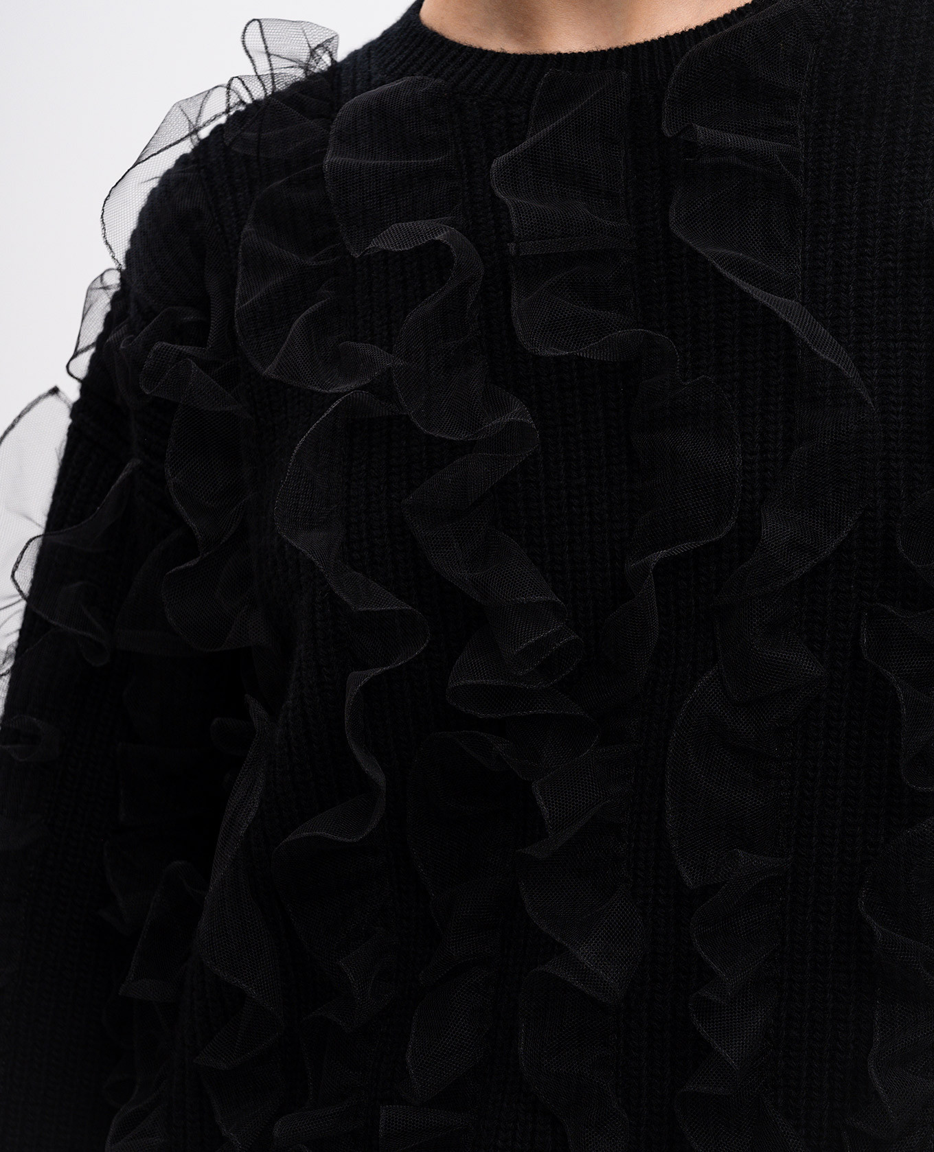 

Black wool sweater with ruffles Valentino