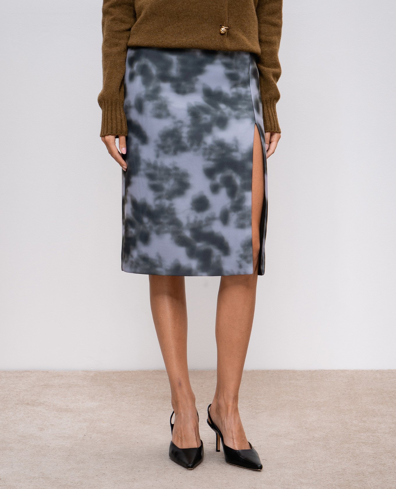 

Green skirt in an abstract print Philosophy di Lorenzo Serafini, Grey