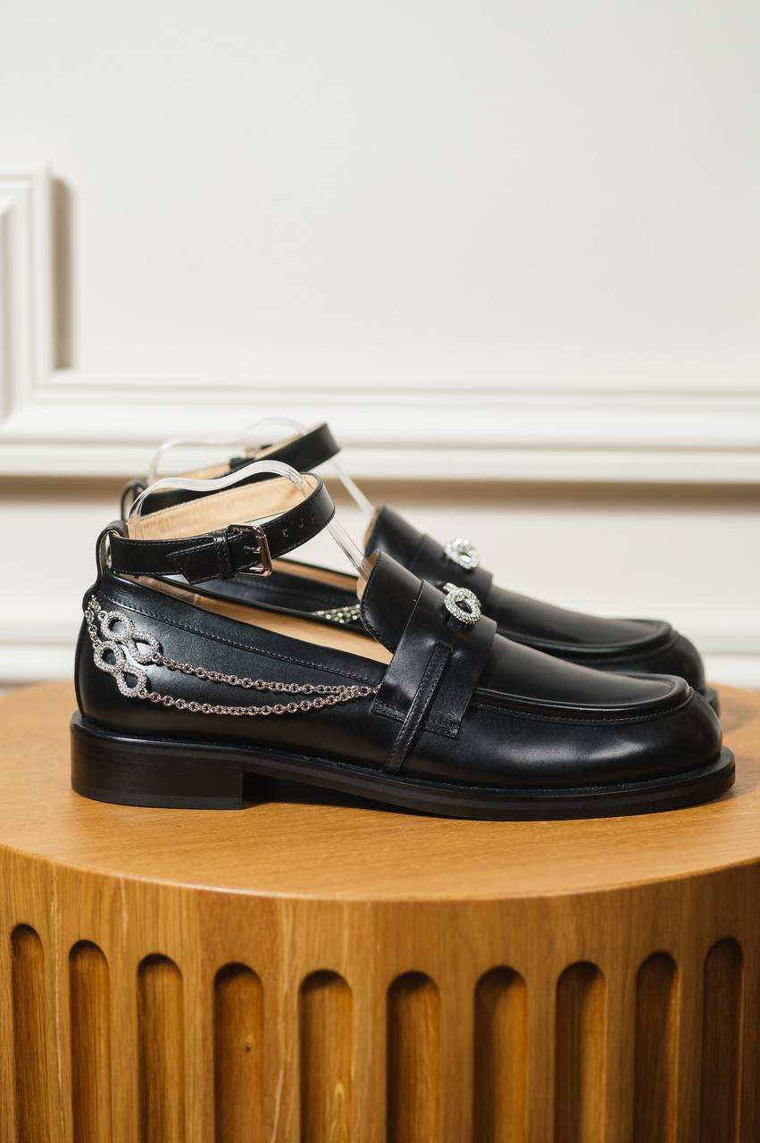 

Black leather loafers with crystals Mach&Mach