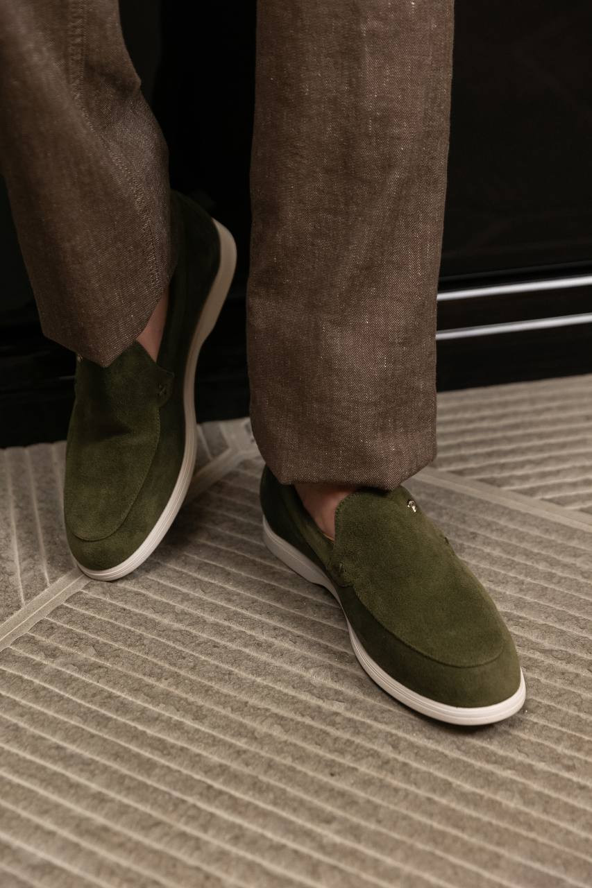 

Green suede loafers with logo patch Stefano Ricci