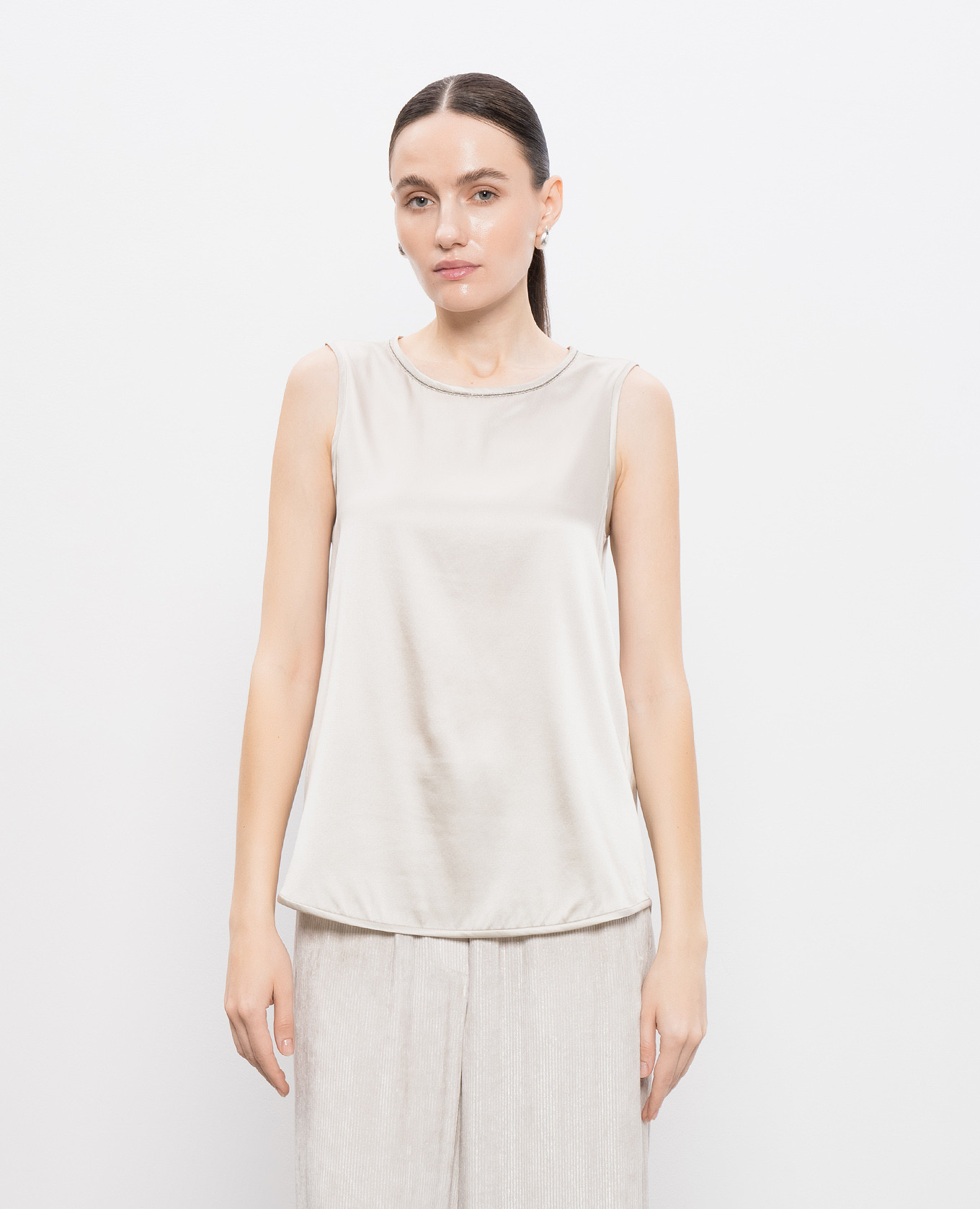 

Silk top with monil chain Peserico, Khaki