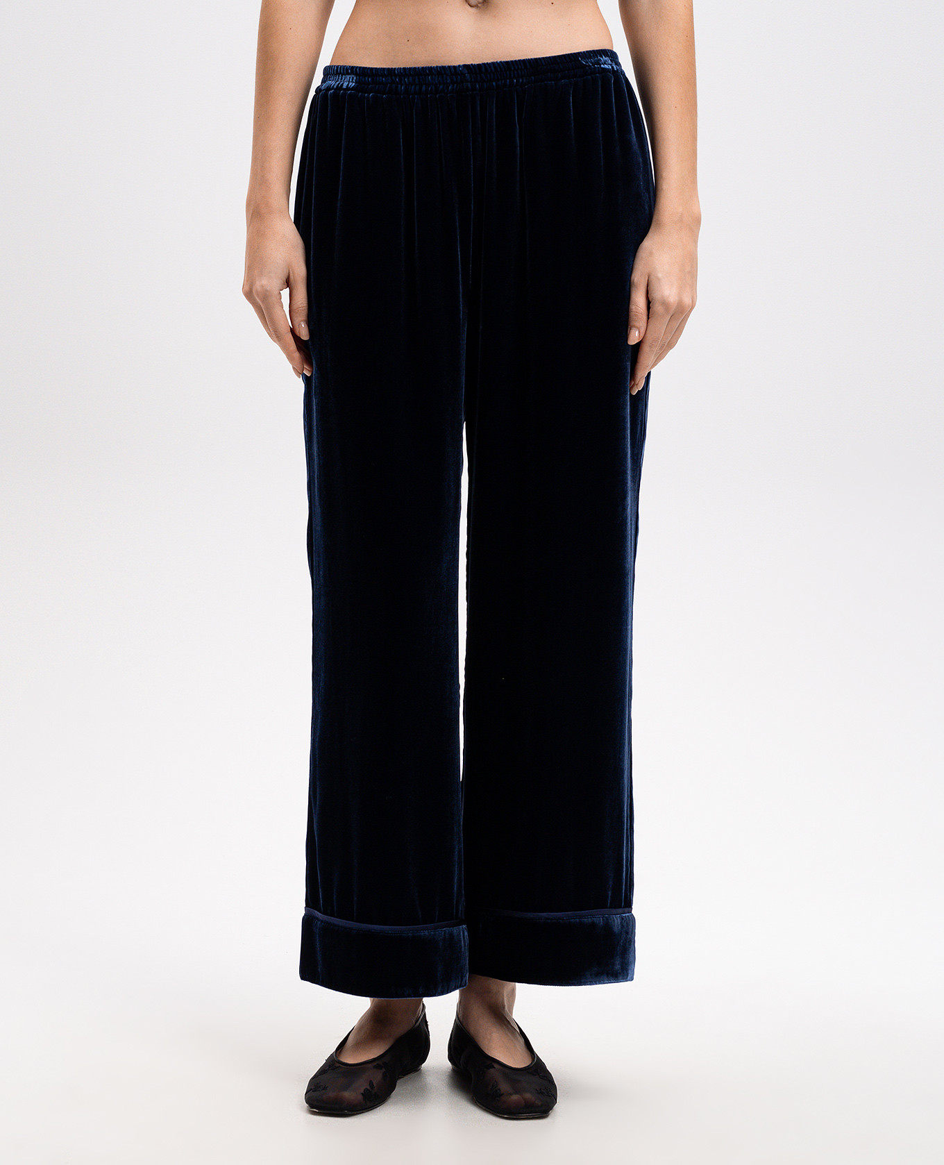 

Brescia blue velvet trousers with silk Asceno