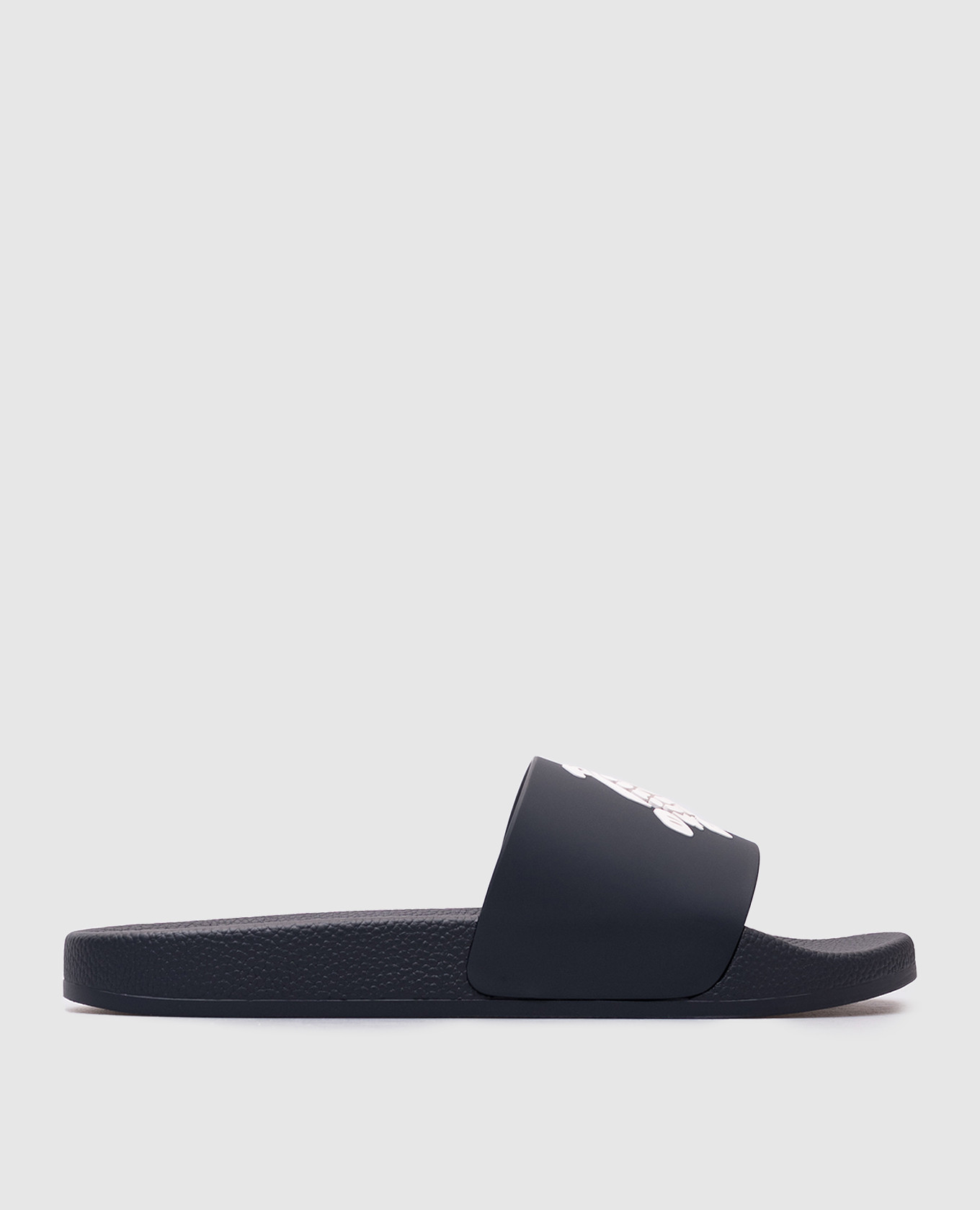 

Blue sliders with textured Tortue logo Vilebrequin