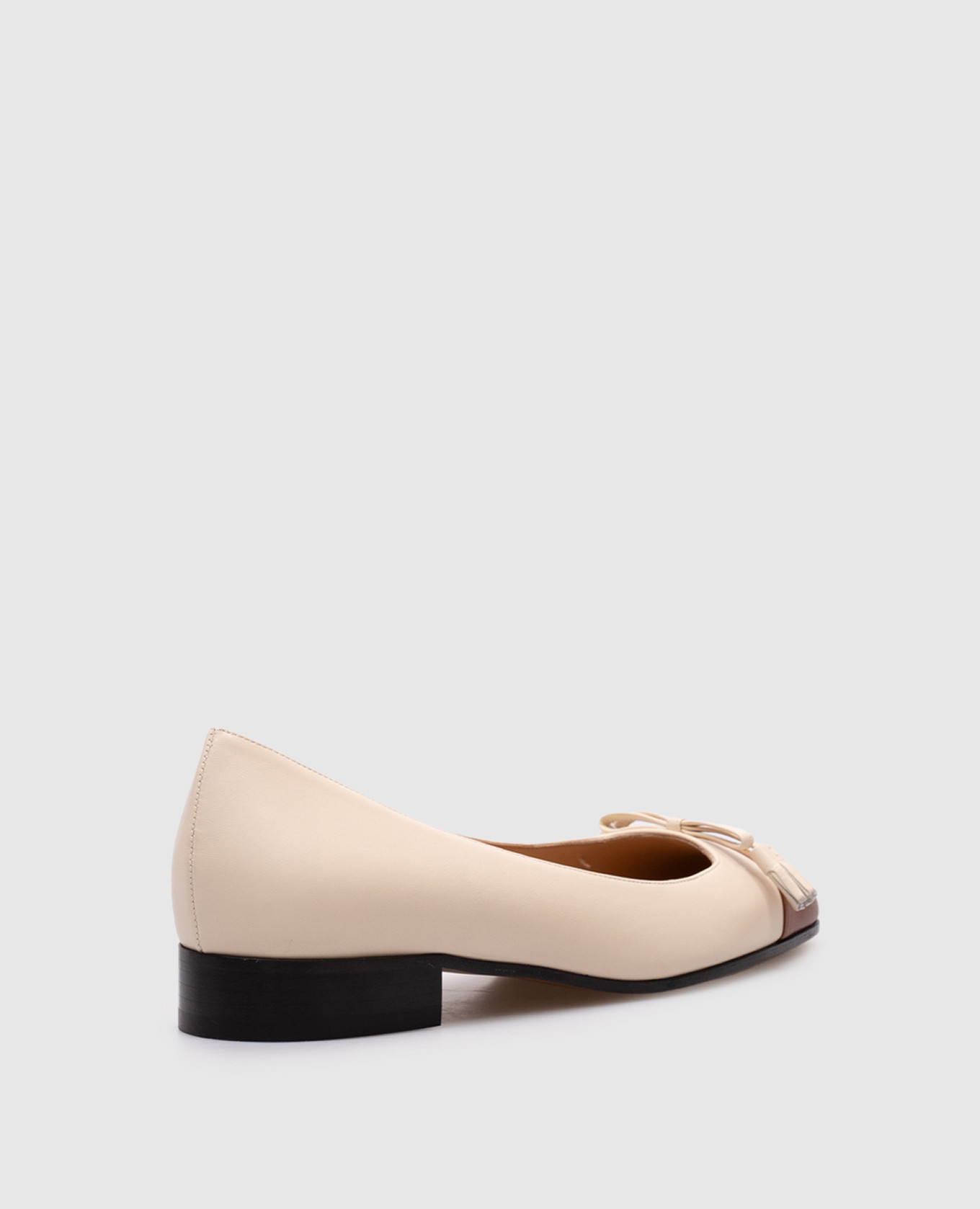 

Beige leather ballet flats Valet Du Roi Valentino