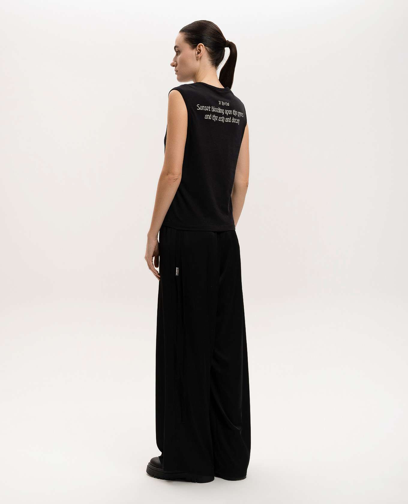 

Sunset Bleeding Black Top Ann Demeulemeester