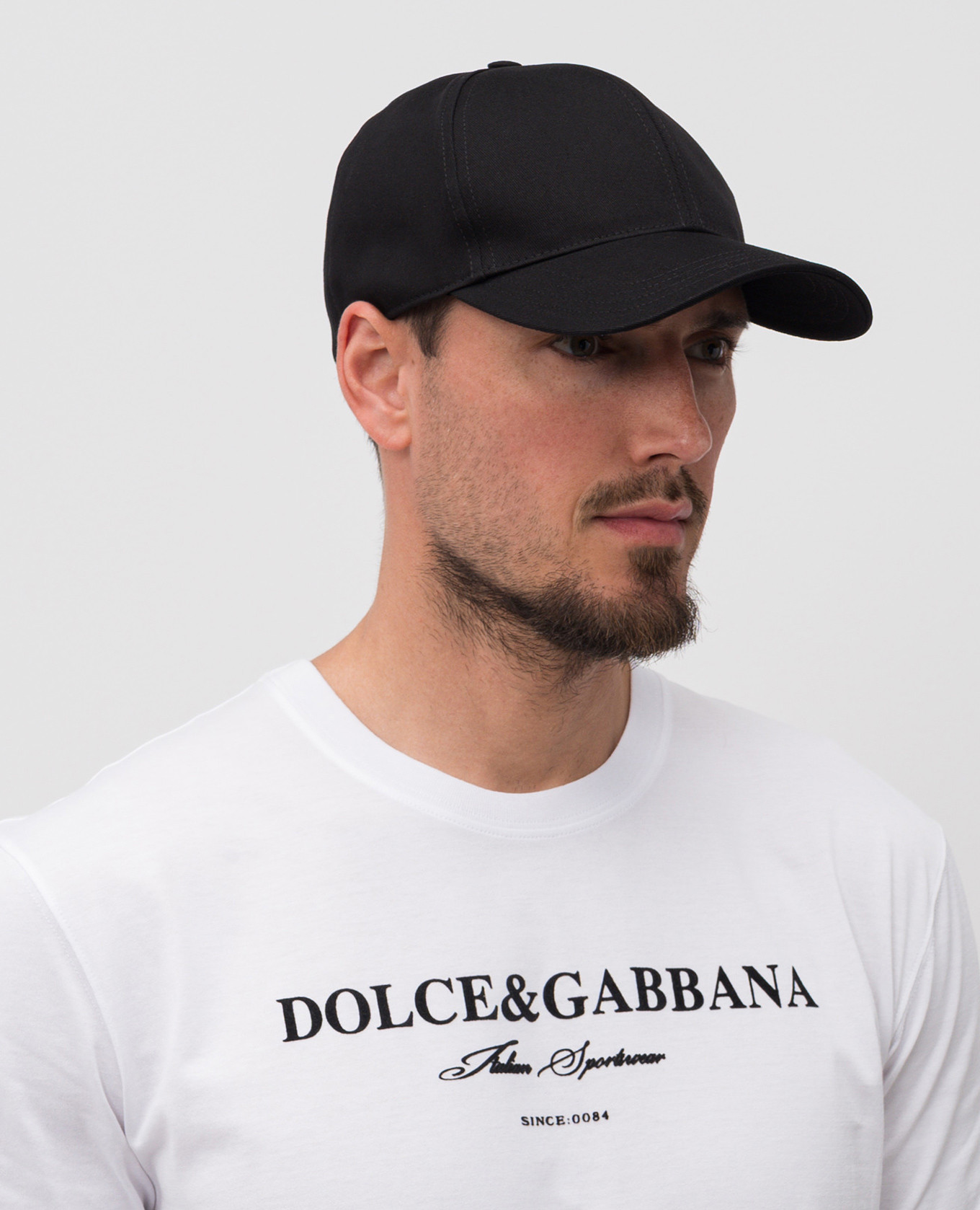 

Black cap with embroidered monogram logo Dolce&Gabbana