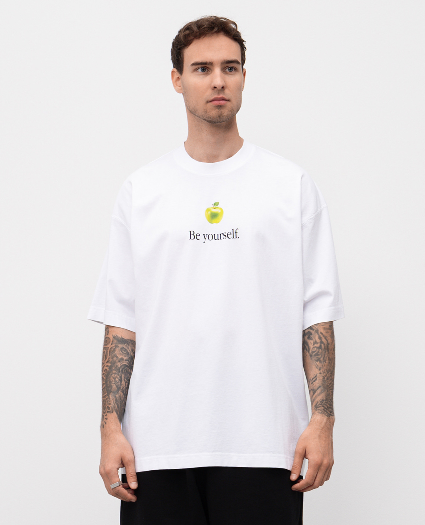 

White T-shirt Be yourself Vetements