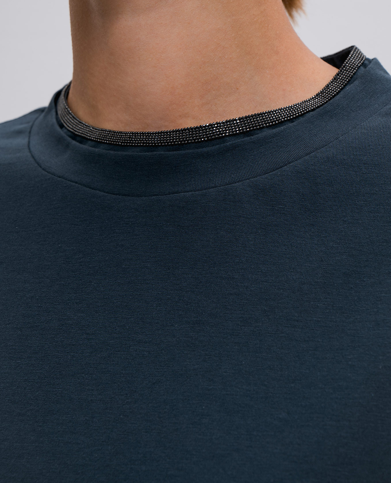 

Blue t-shirt with monil chain Brunello Cucinelli