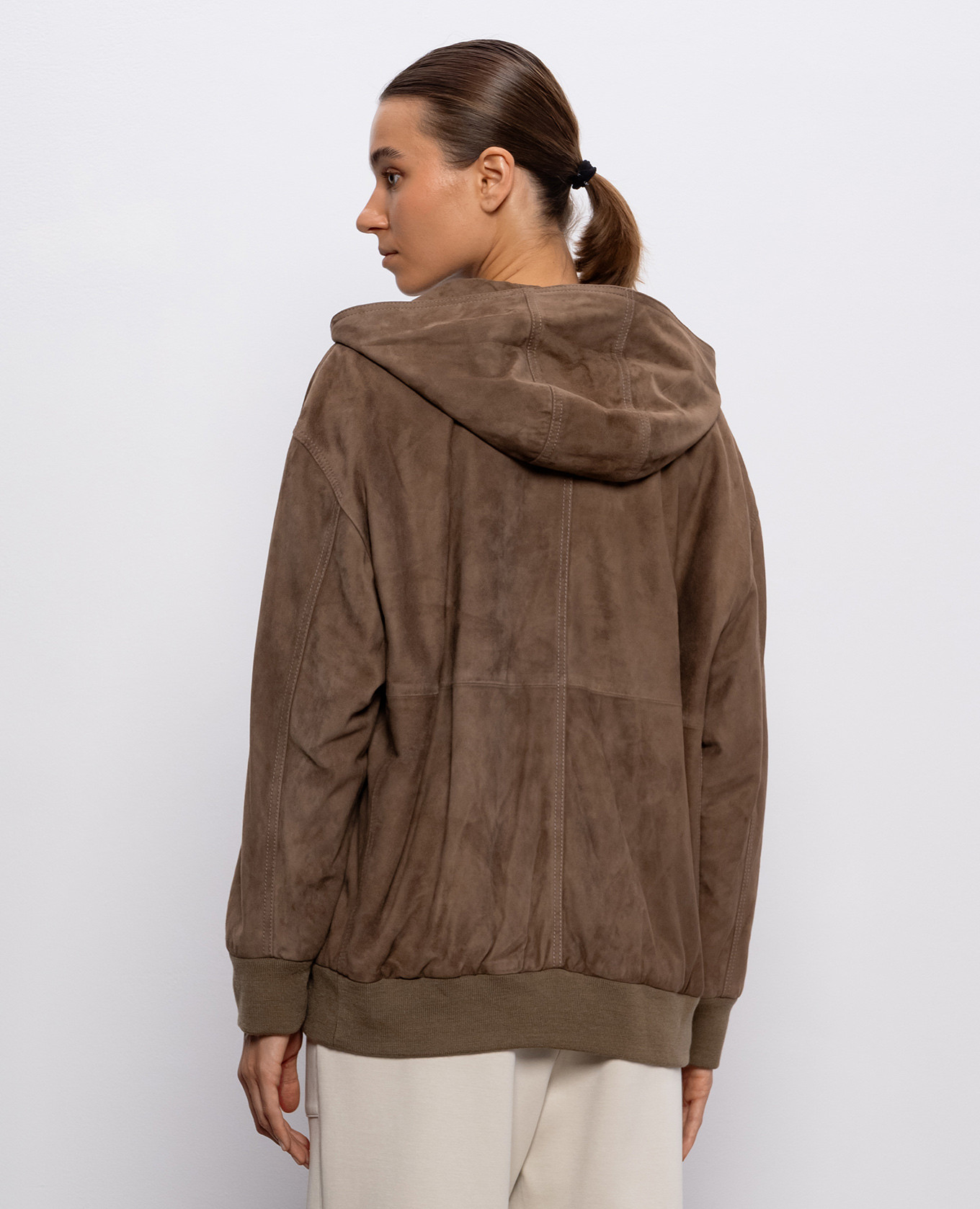 

Beige suede jacket ZENO Max Mara
