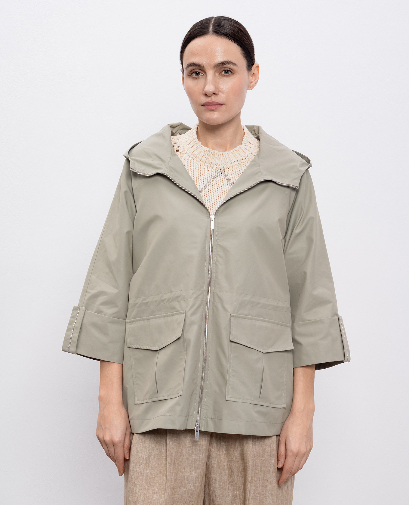 

Green jacket with monil chain Peserico