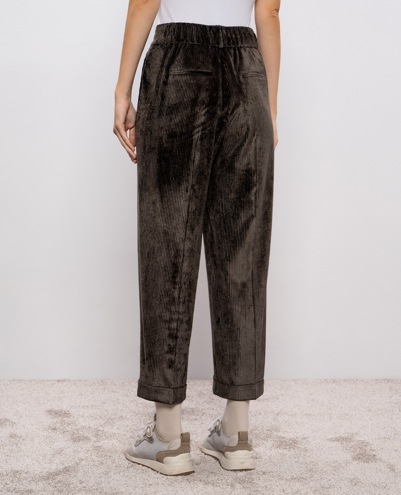 Khaki corduroy pants Peserico 4