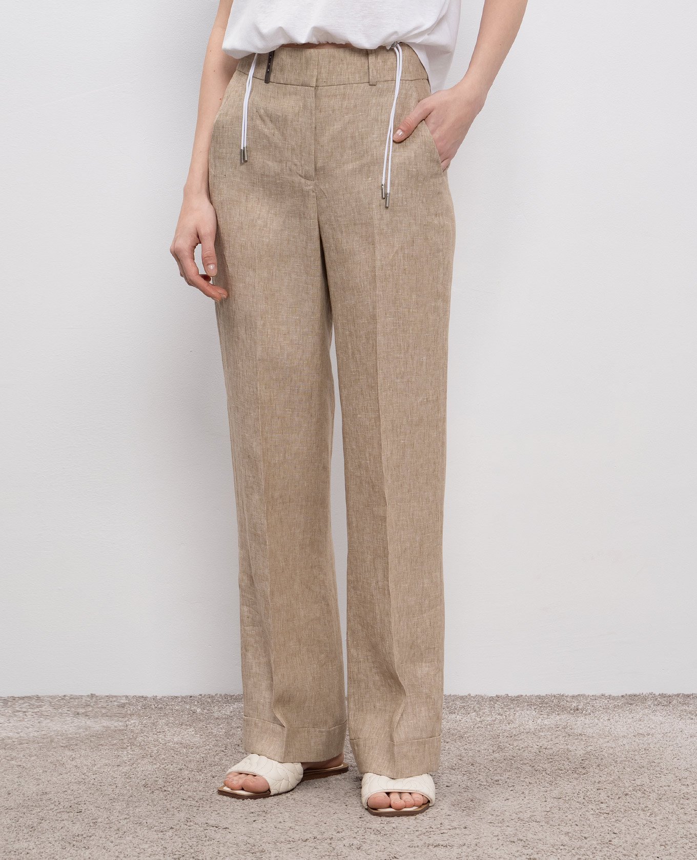 

Beige linen pants Peserico