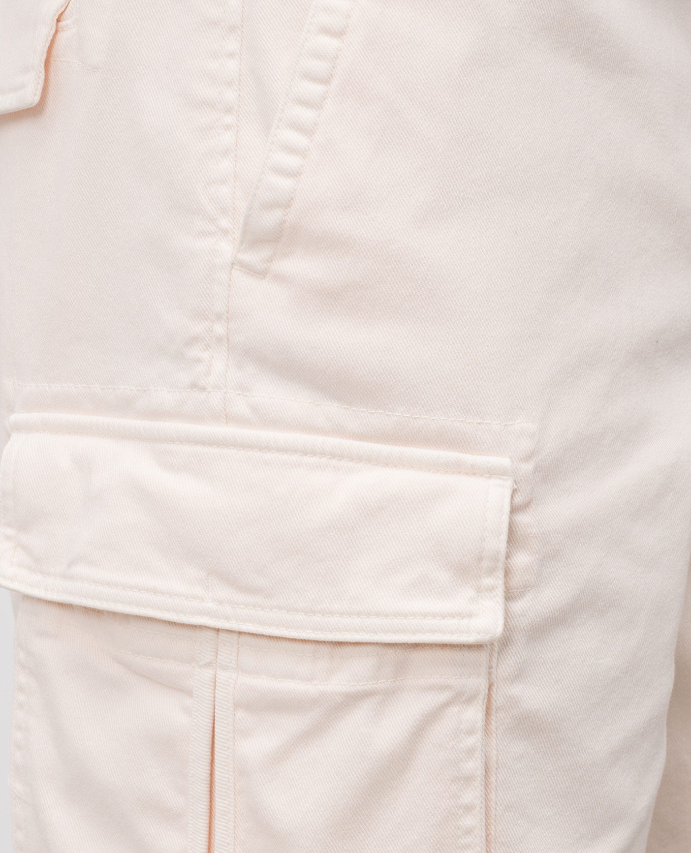 

Pink cargo shorts Brunello Cucinelli