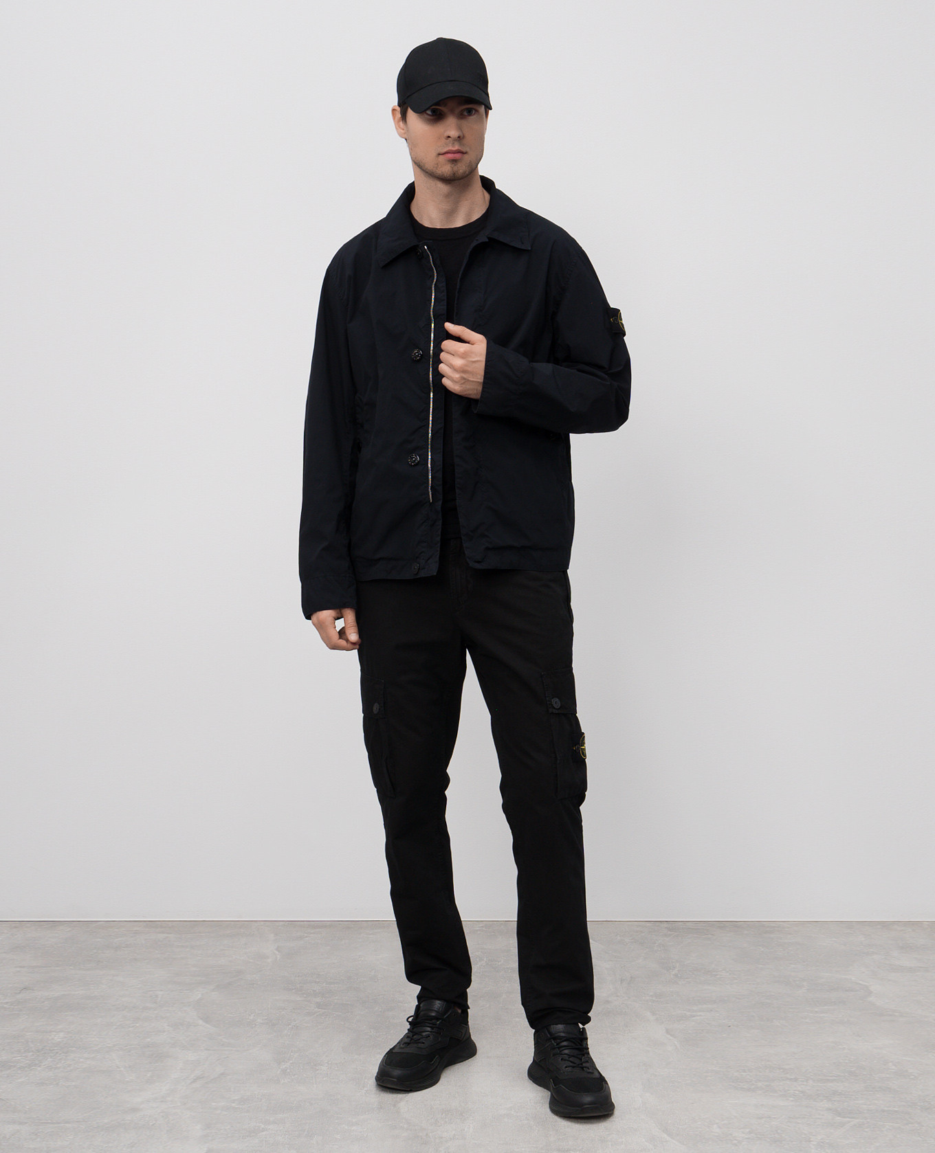 

Black jumper with logo Stone Island