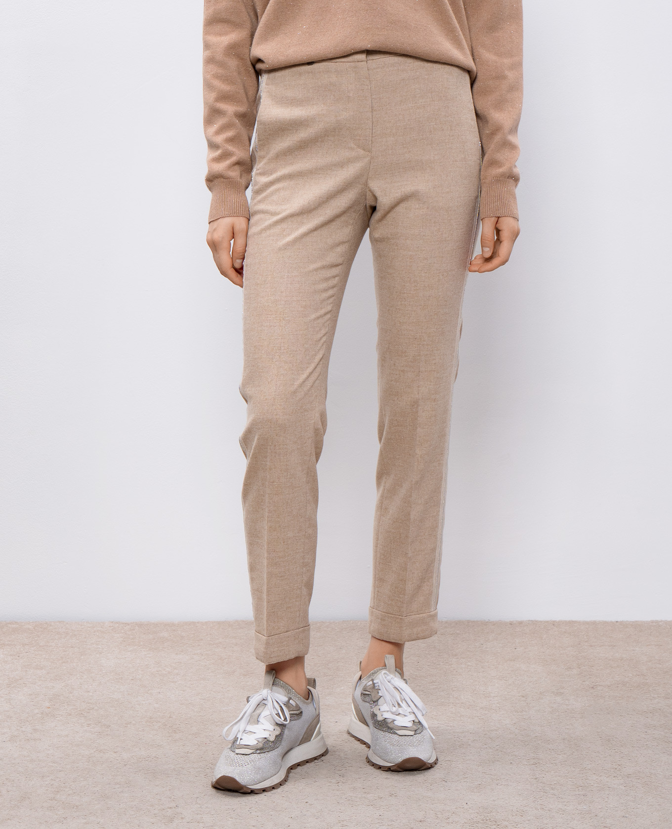 

Beige pants with stripes Peserico