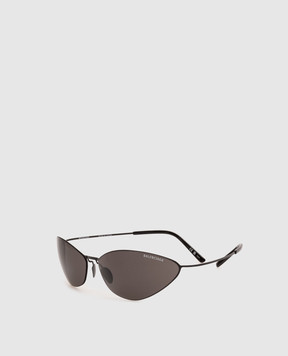 Balenciaga Malibu logo sunglasses in black 794297T0049m